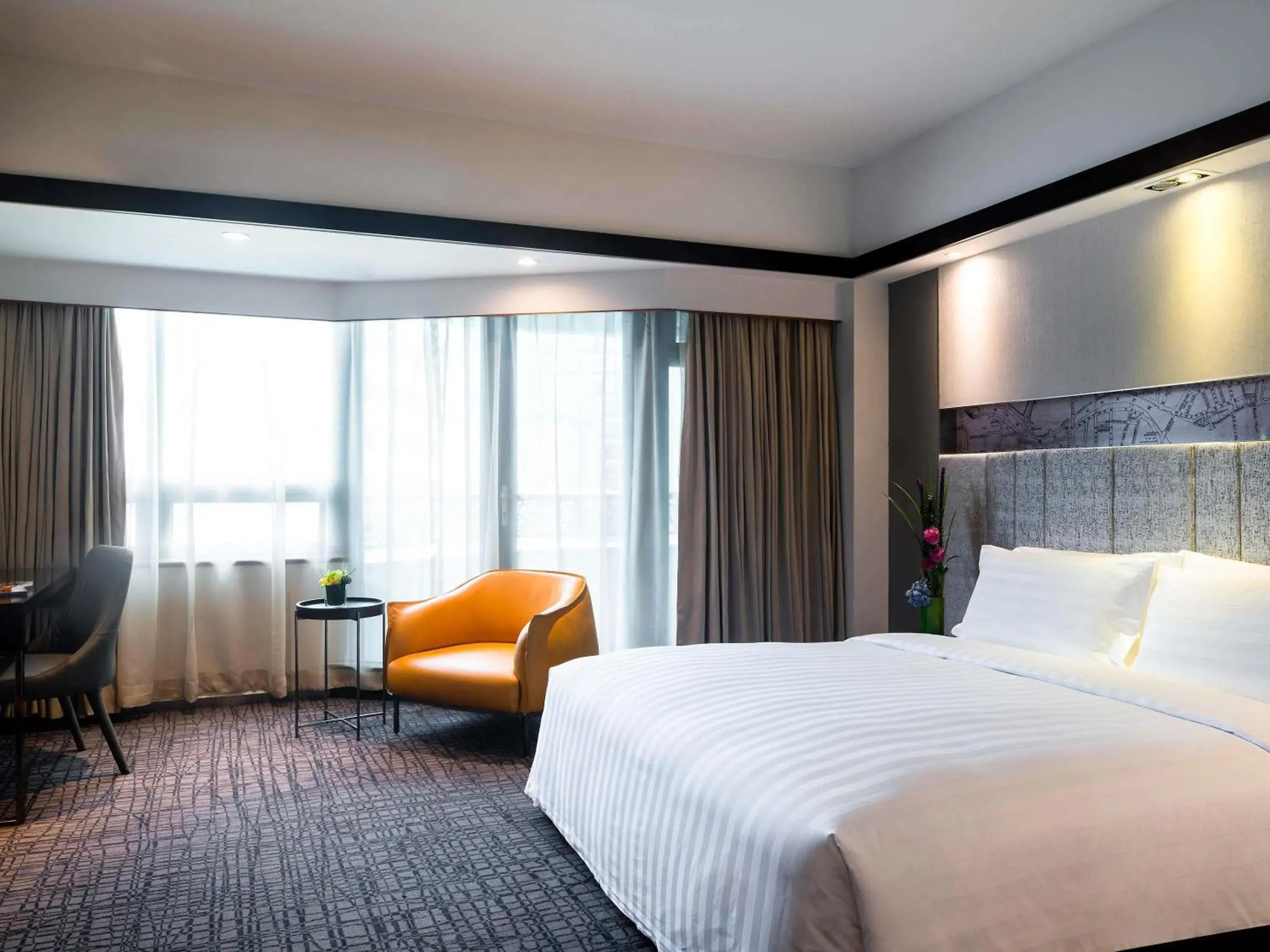 Bedroom, Bed in Grand Mercure Shanghai Hongqiao Bedroom, Bed in Grand Mercure Shanghai Hongqiao