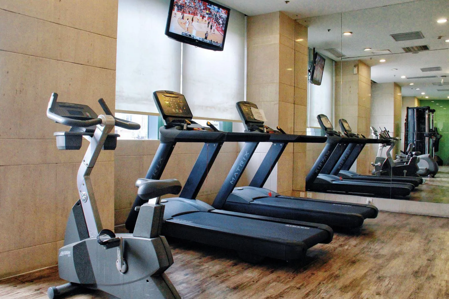 Fitness centre/facilities in Grand Mercure Shanghai Hongqiao
