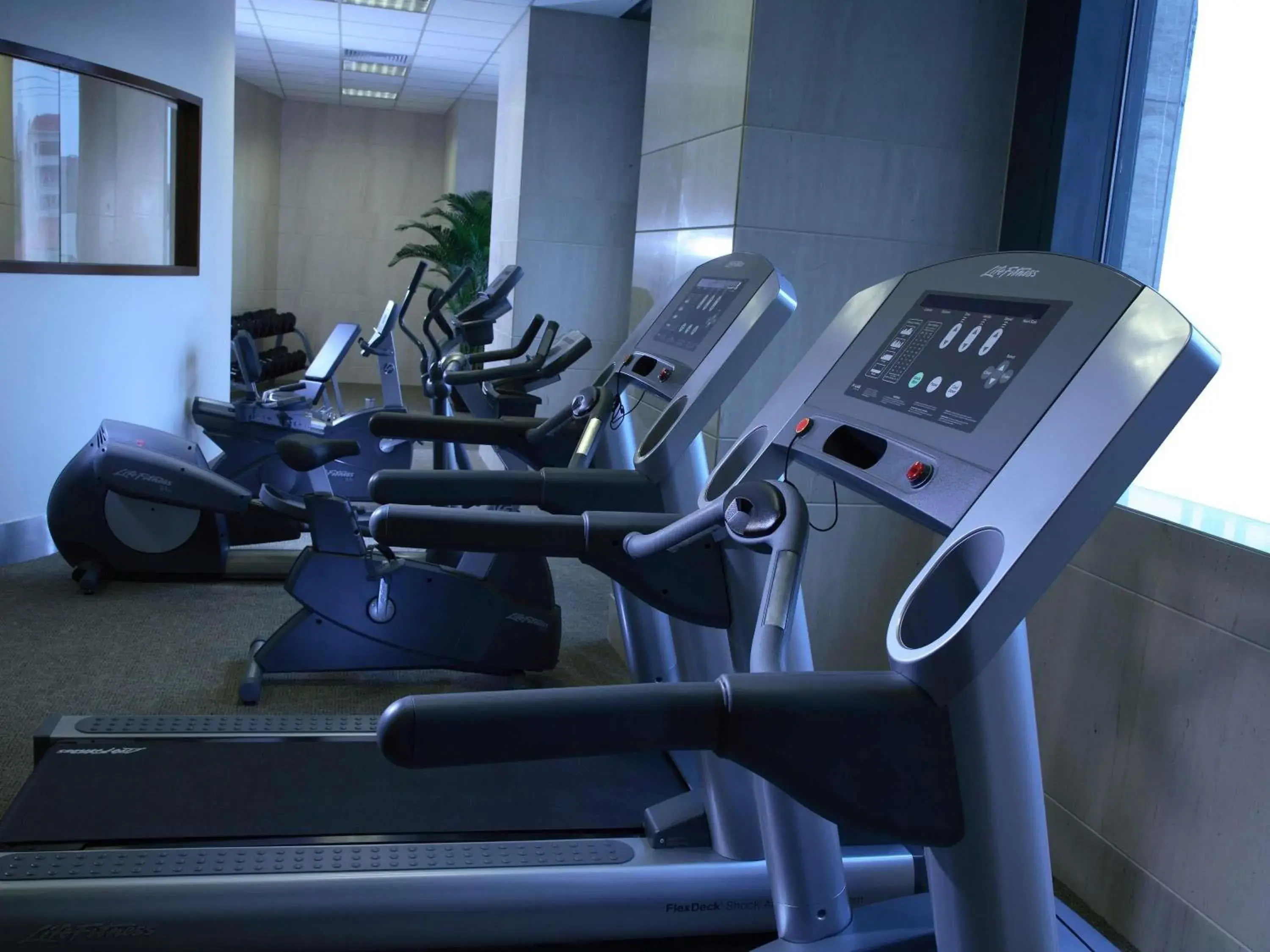 Fitness centre/facilities in Grand Mercure Shanghai Hongqiao Fitness centre/facilities in Grand Mercure Shanghai Hongqiao