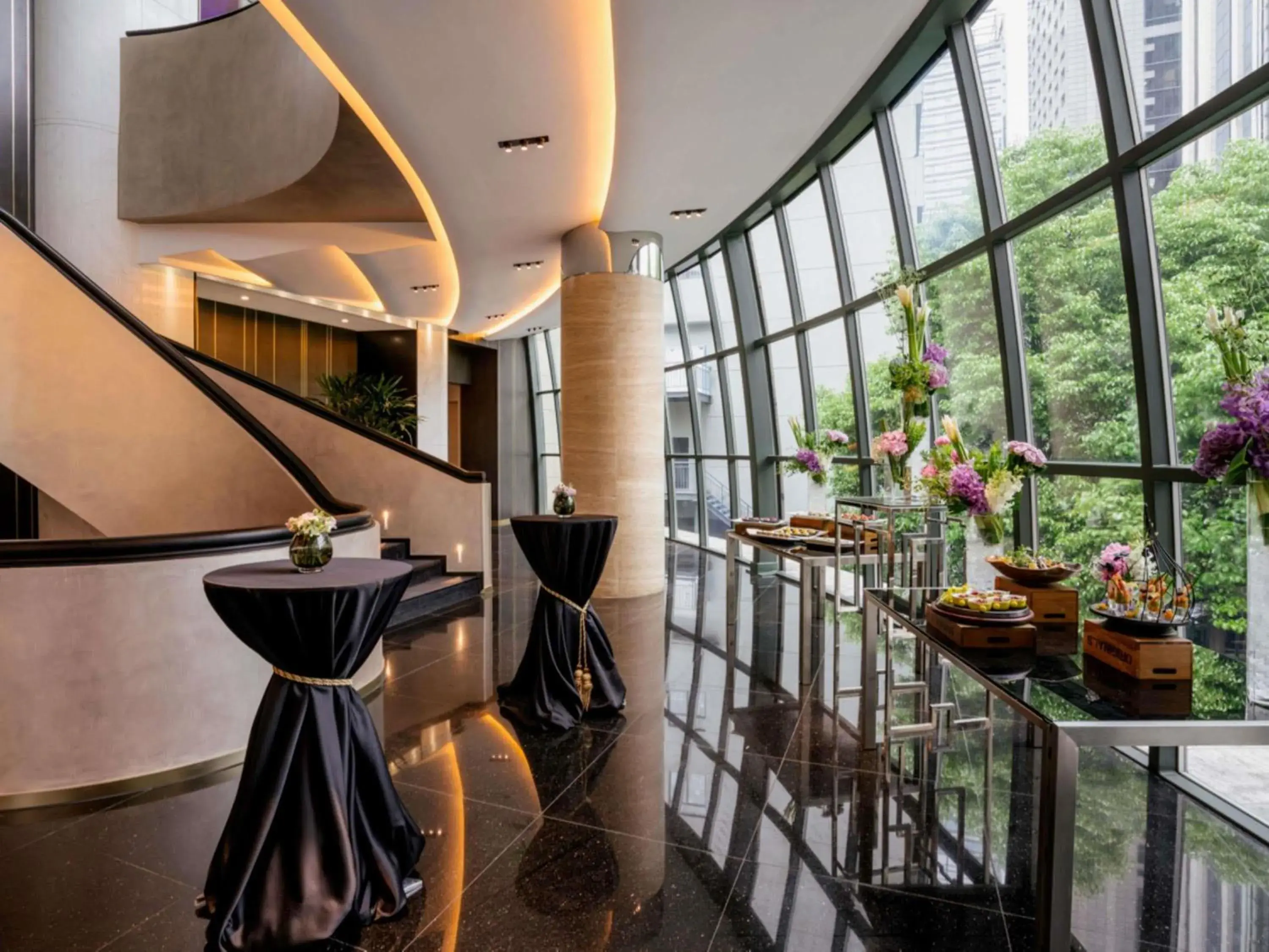 Property building in Grand Mercure Shanghai Hongqiao Property building in Grand Mercure Shanghai Hongqiao