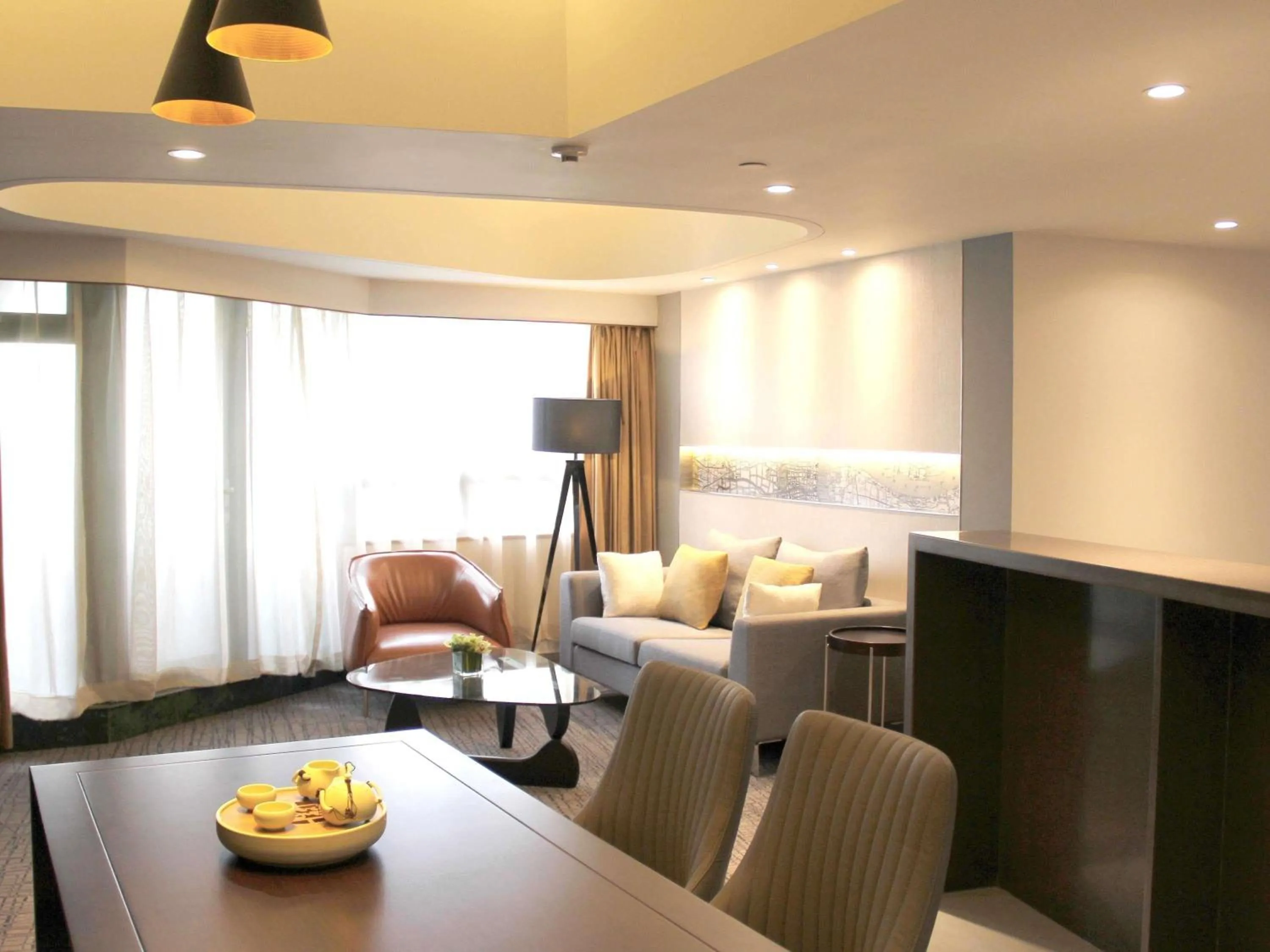 Bedroom in Grand Mercure Shanghai Hongqiao