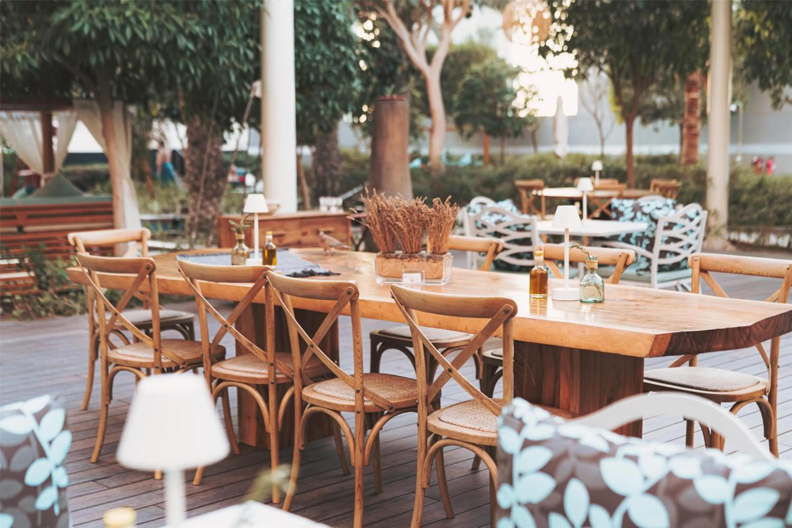 Restaurant/places to eat in Conrad Dubai