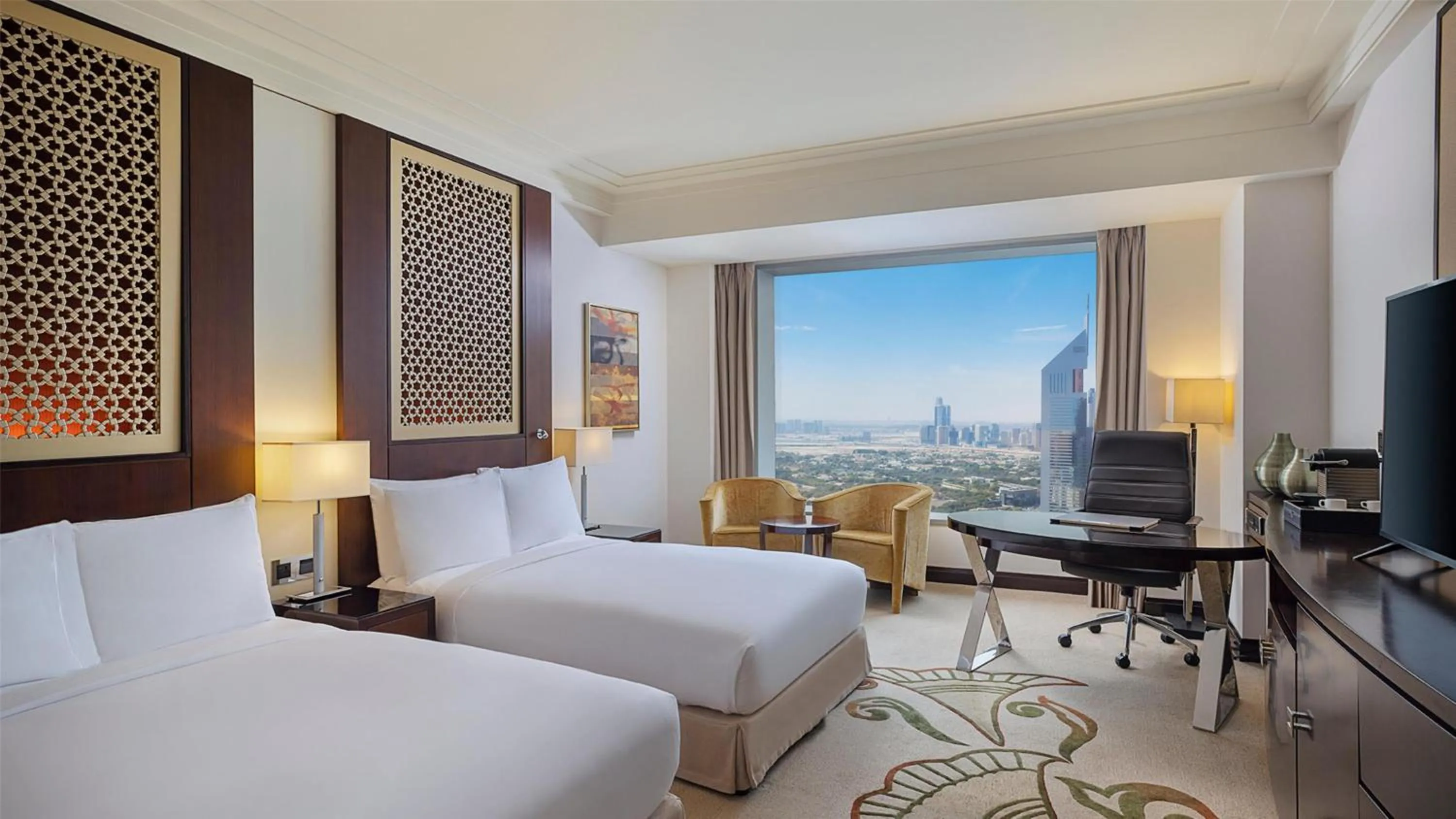 Bedroom, Bed in Conrad Dubai