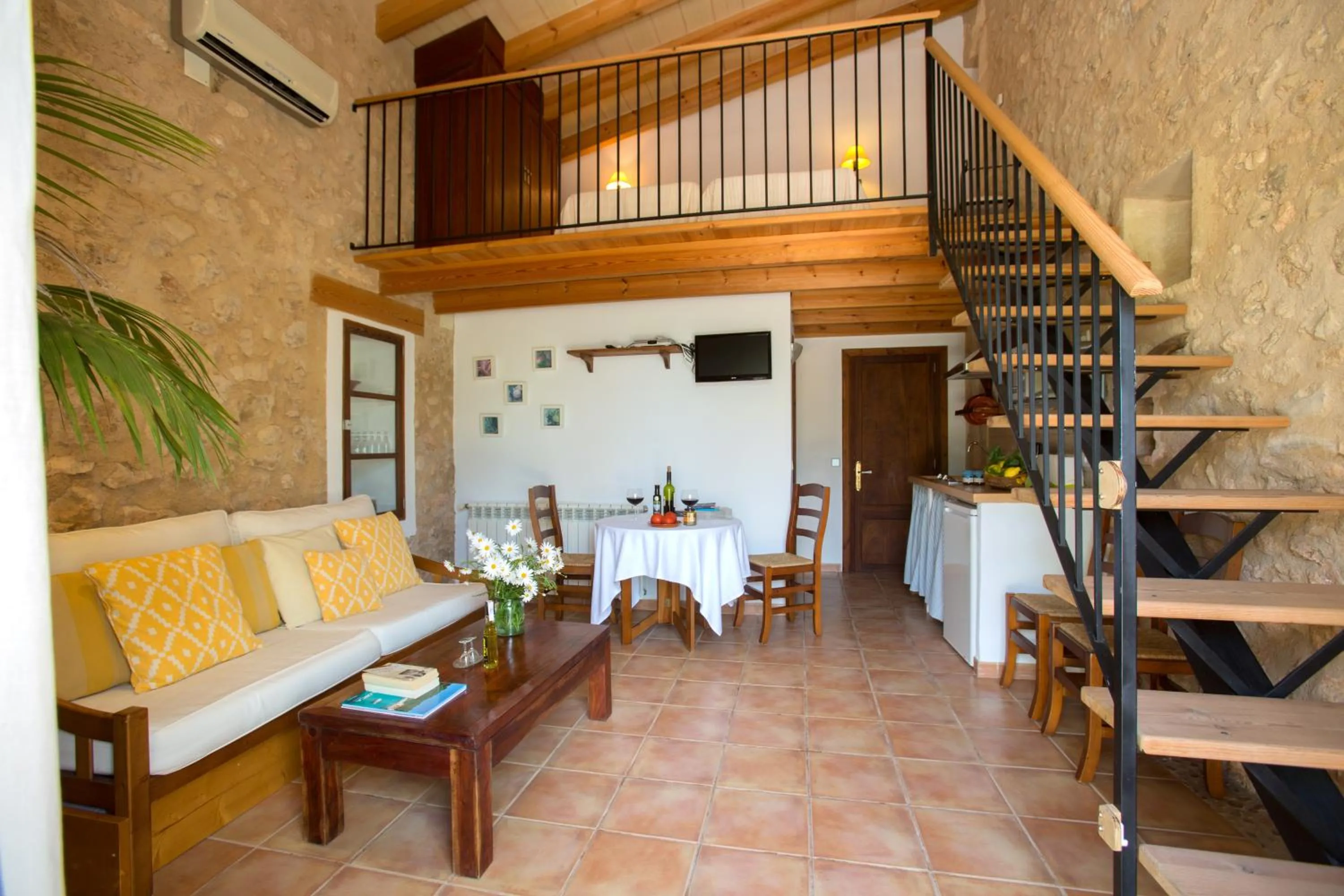 Living room in Agroturismo Es Pla De Llodrá