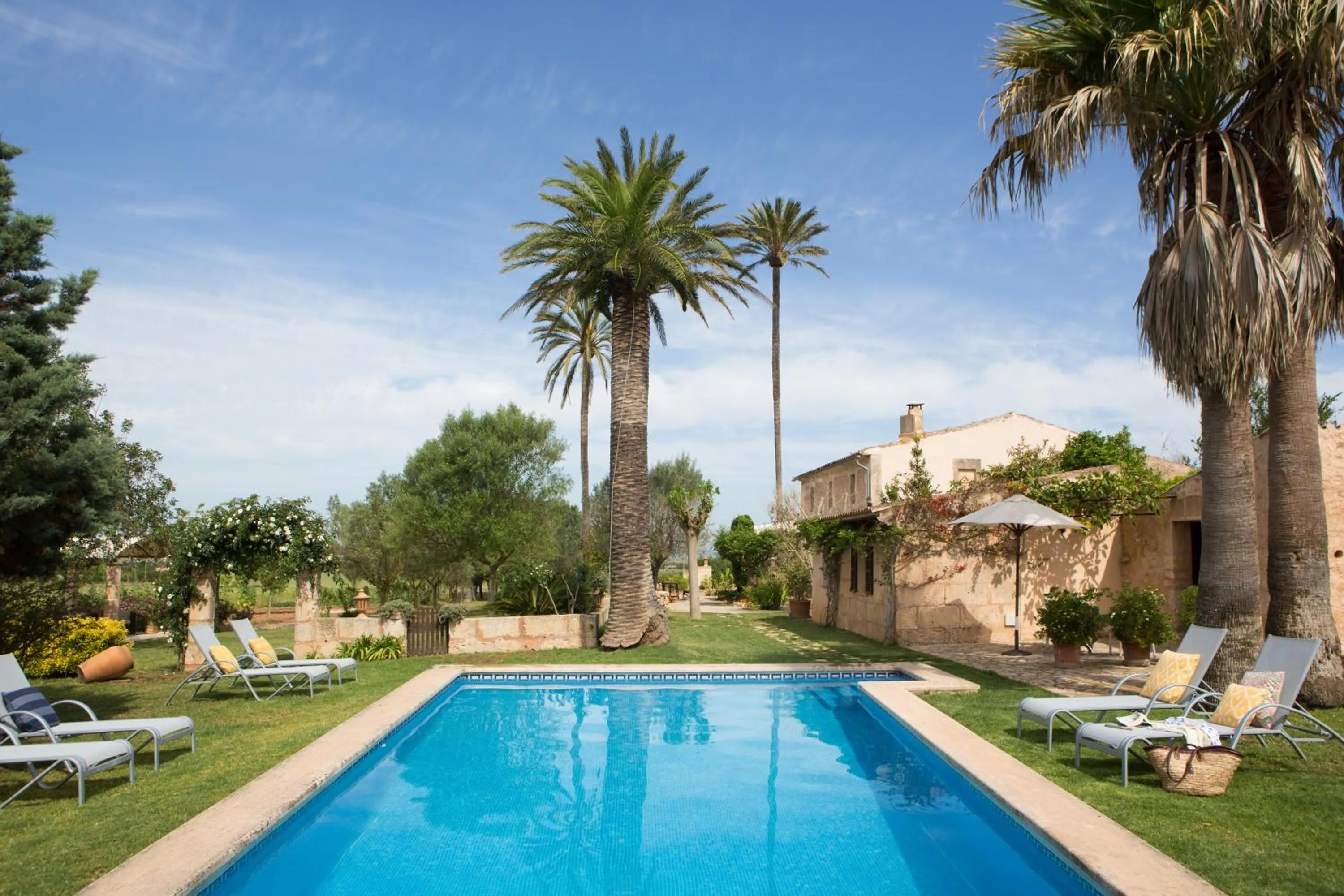 Swimming pool in Agroturismo Es Pla De Llodrá