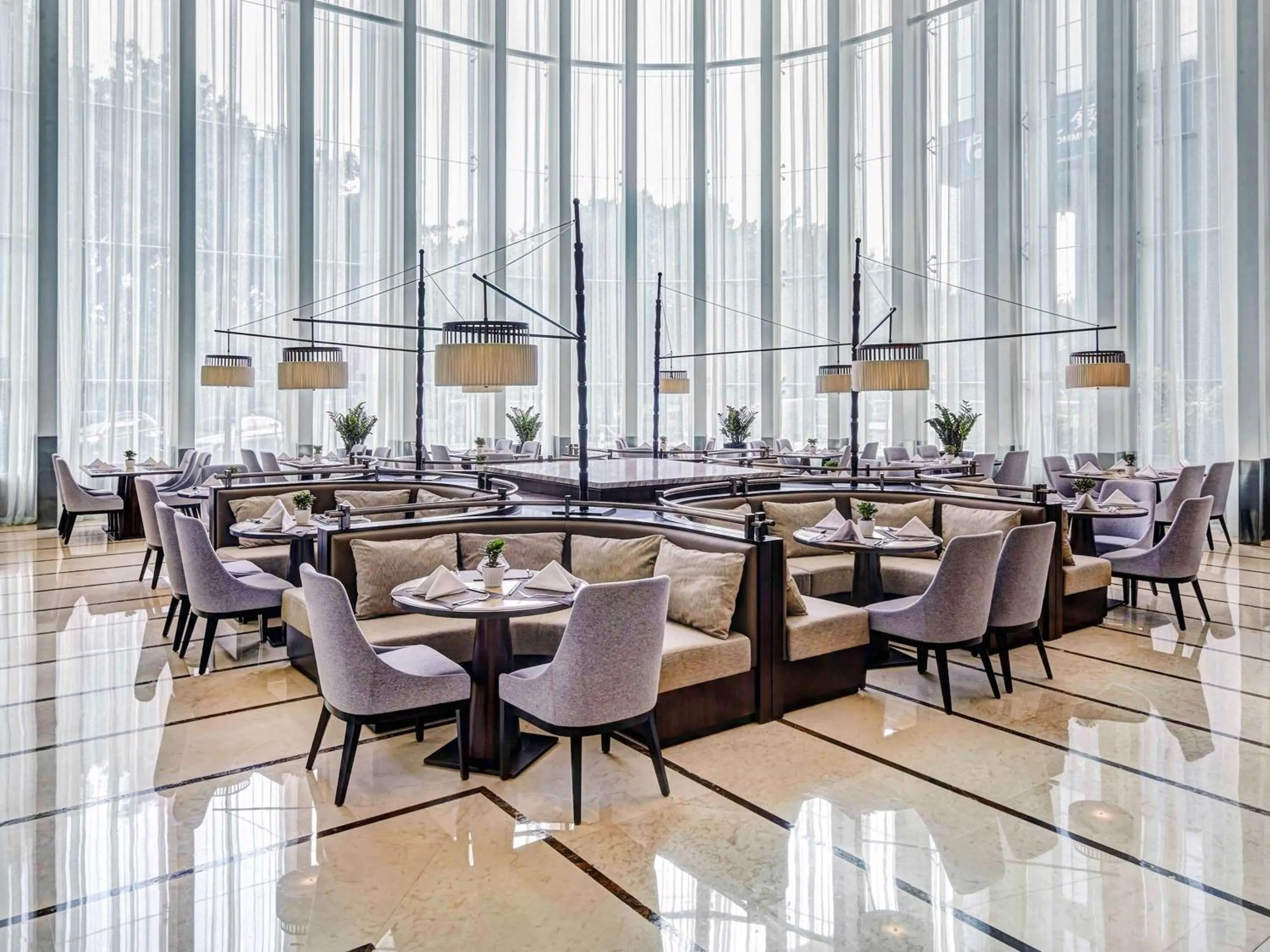 Restaurant/places to eat in Oriental Ginza Hotel Shenzhen