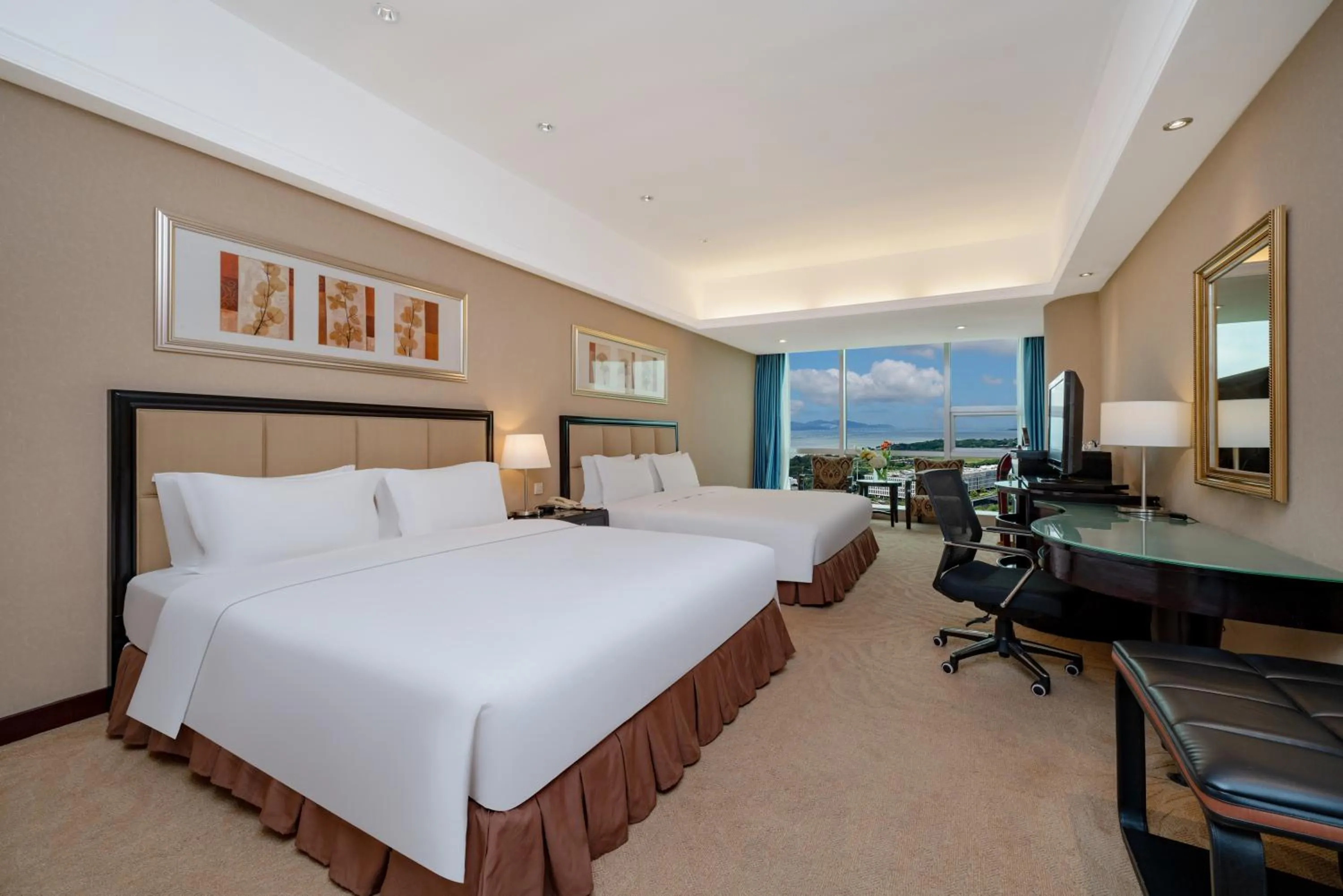 Bed in Oriental Ginza Hotel Shenzhen