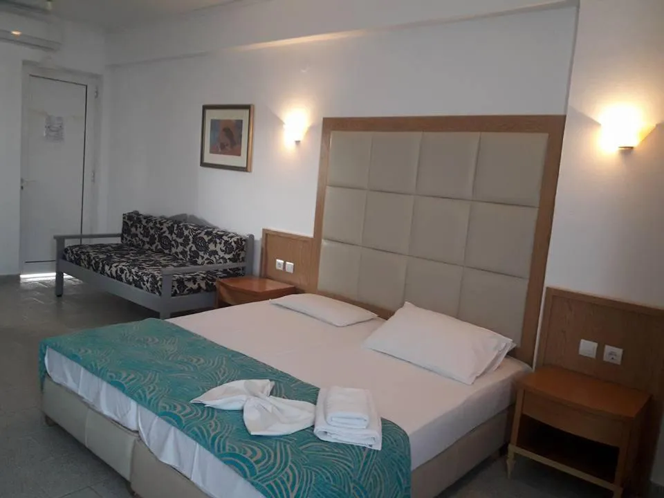 Bed in Haridimos Apartments