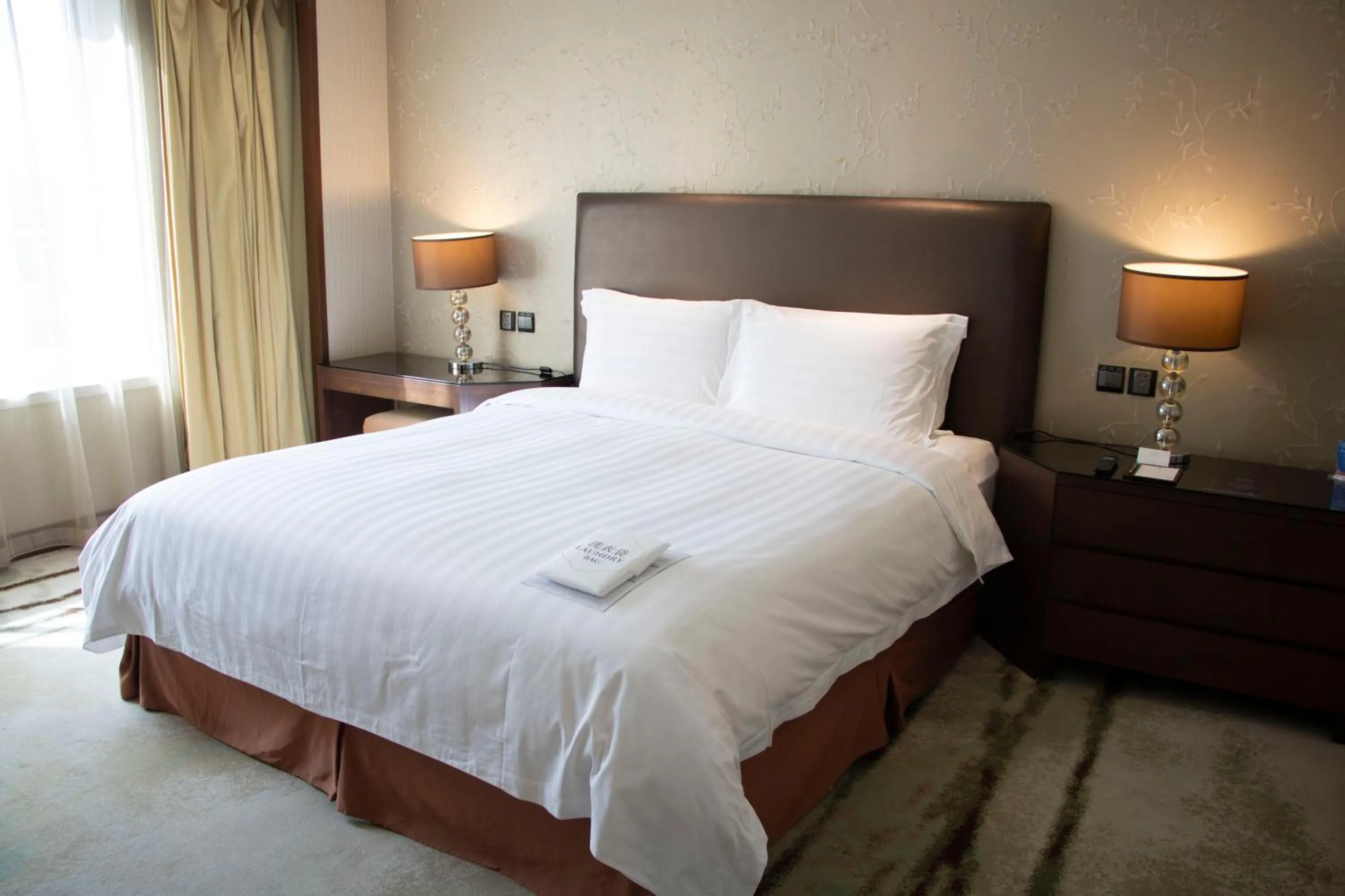 Bed in Grand Mercure Beijing Central