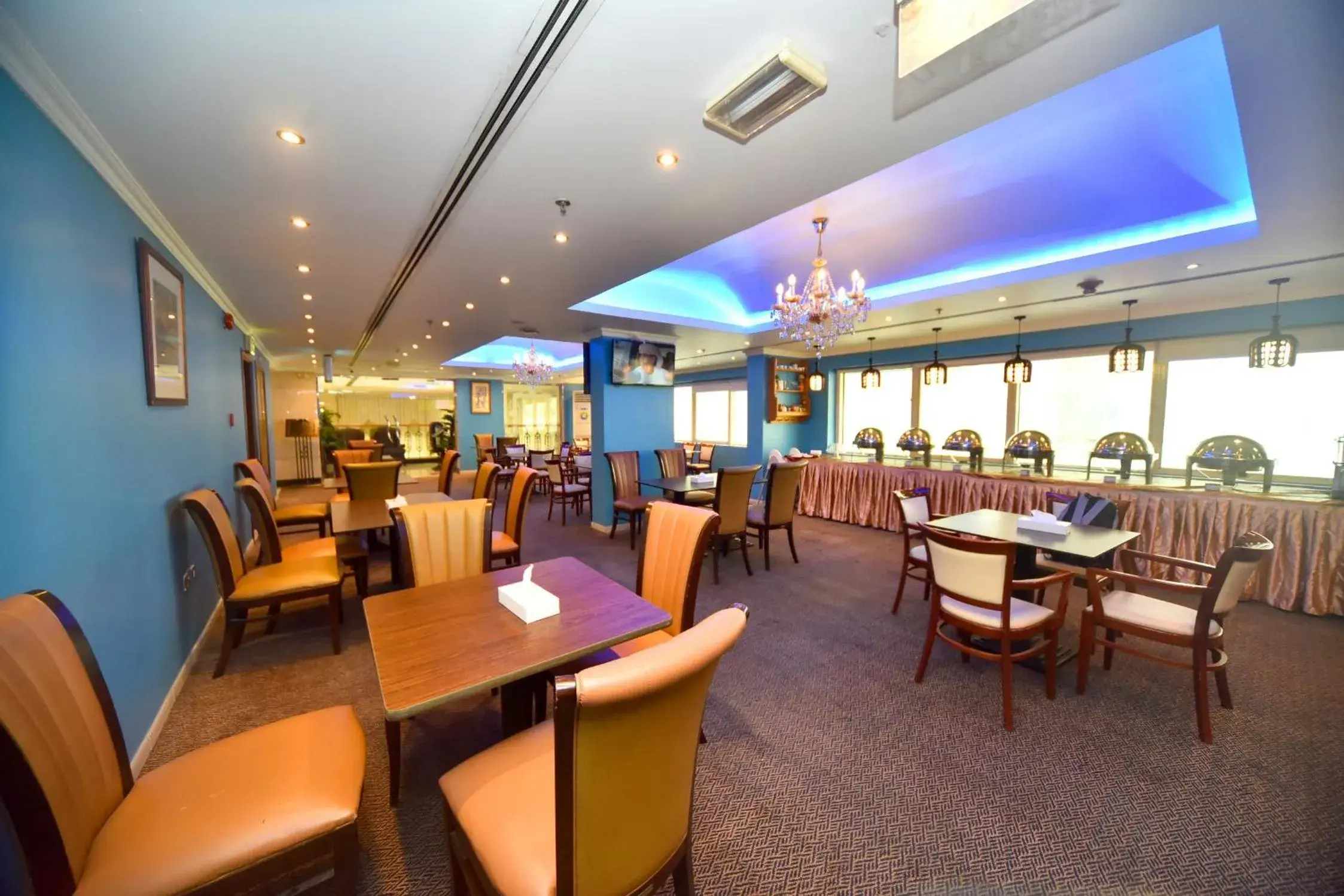 Restaurant/places to eat in Nejoum Al Emarat Restaurant/places to eat in Nejoum Al Emarat