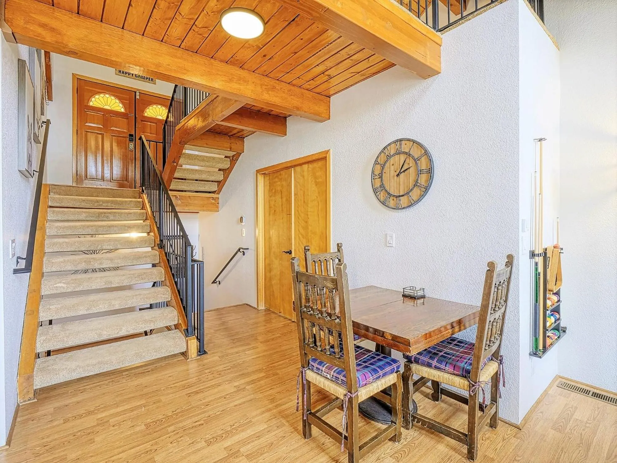 Dining area in Kid's Paradise! Ball Pit 2 Lofts Lakeview 5 bd, 3ba