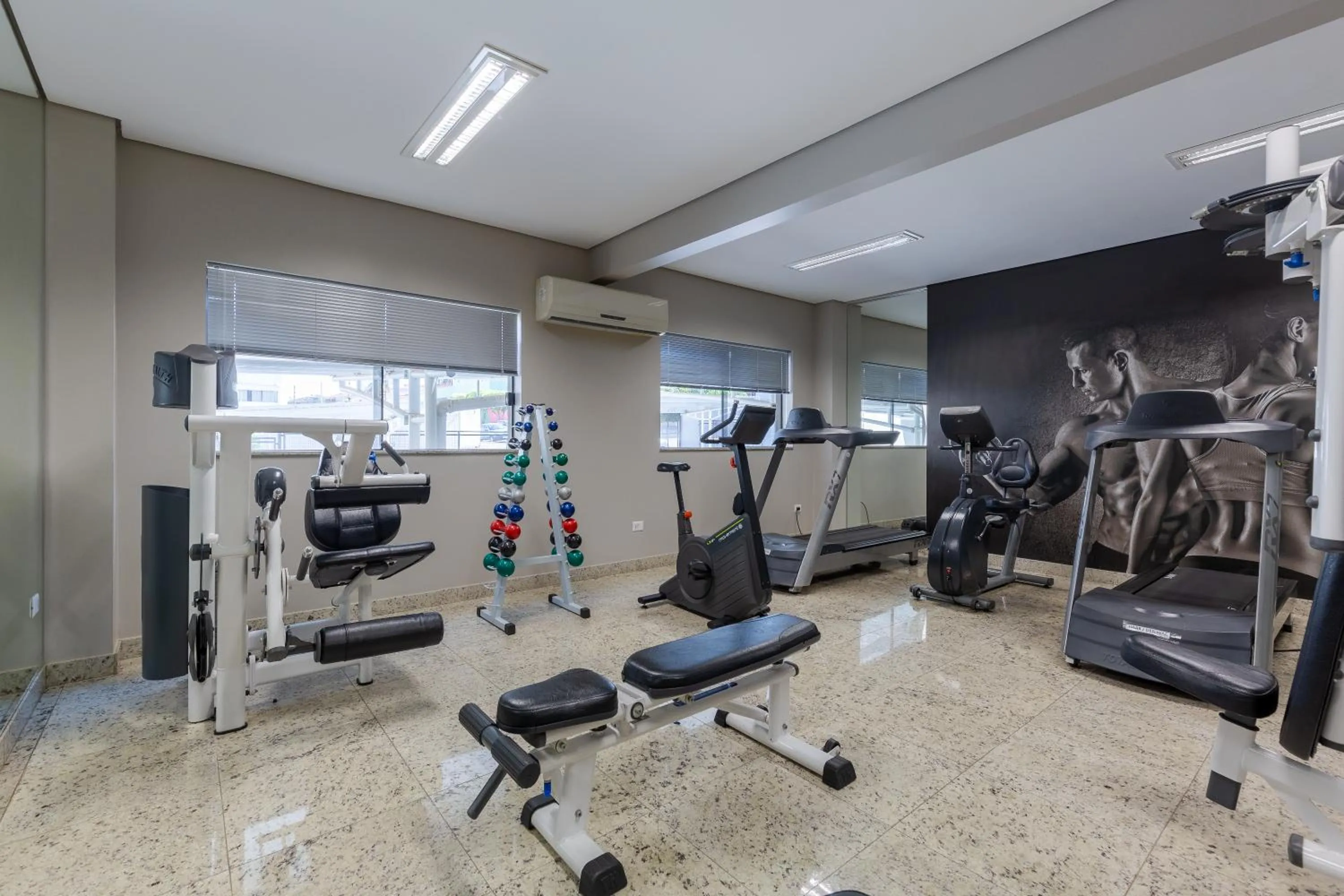 Fitness centre/facilities in Nohotel Premium Americana