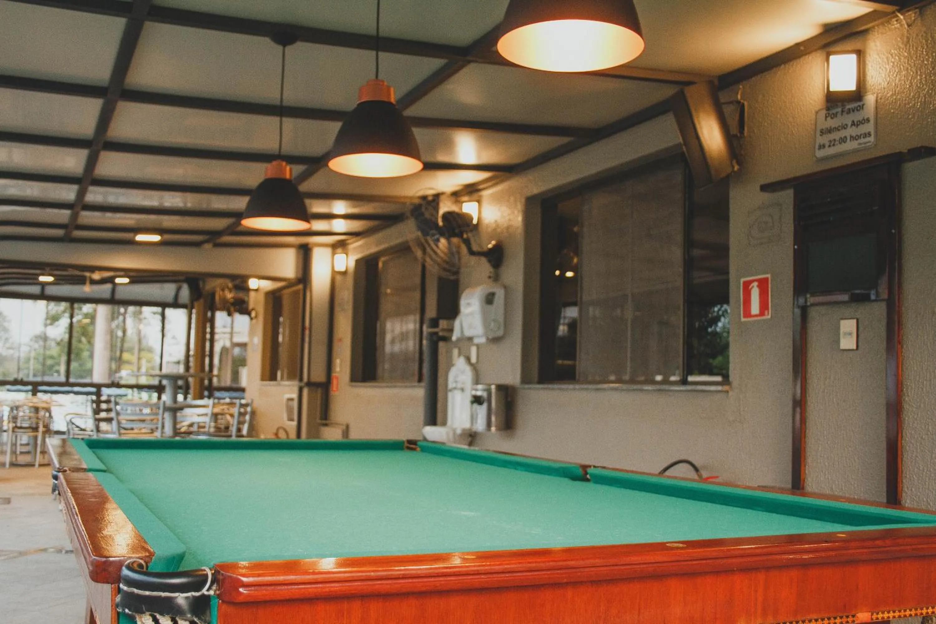 Billiard in Nohotel Nova Odessa