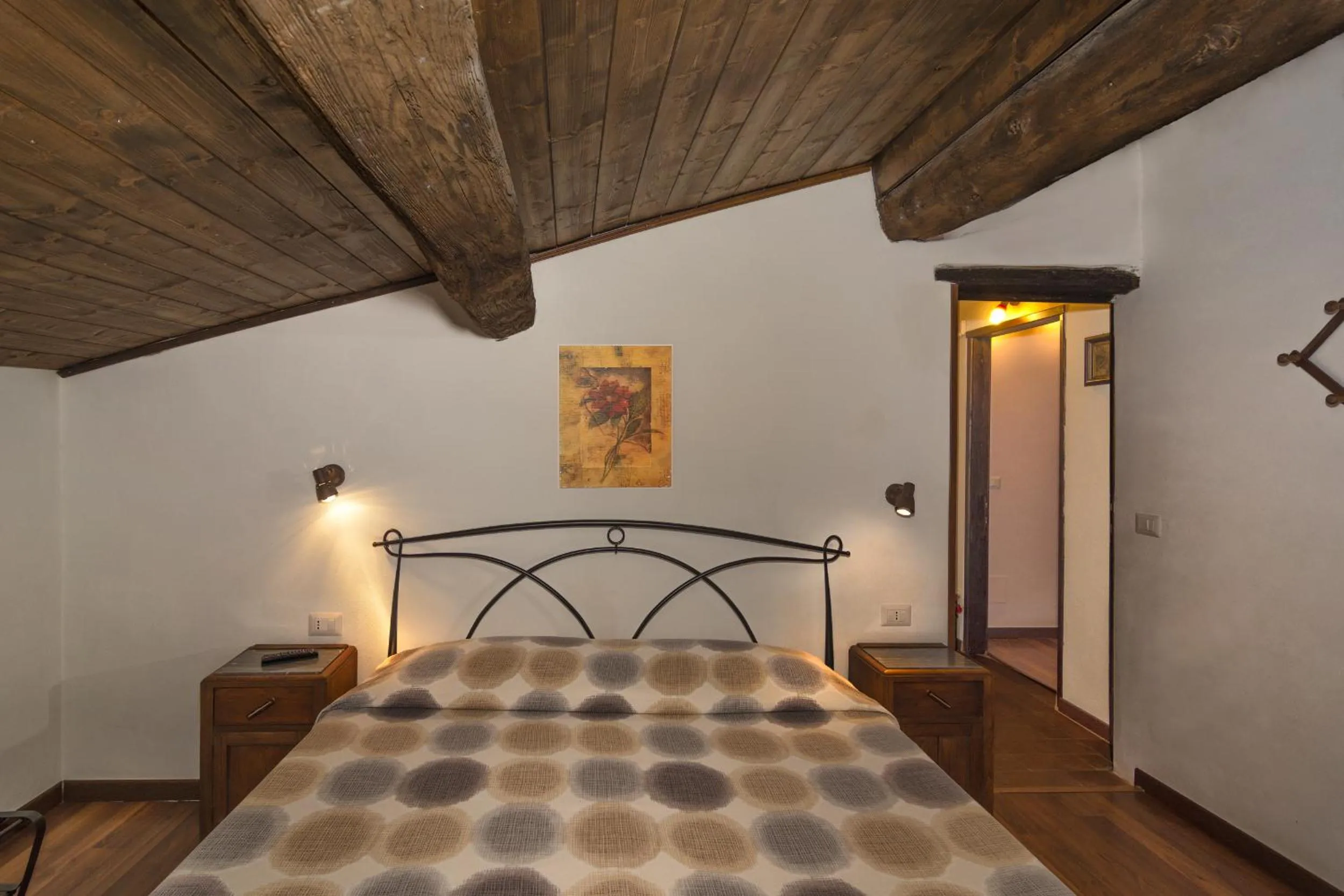 Bed in Bed & Breakfast Lucca Fora