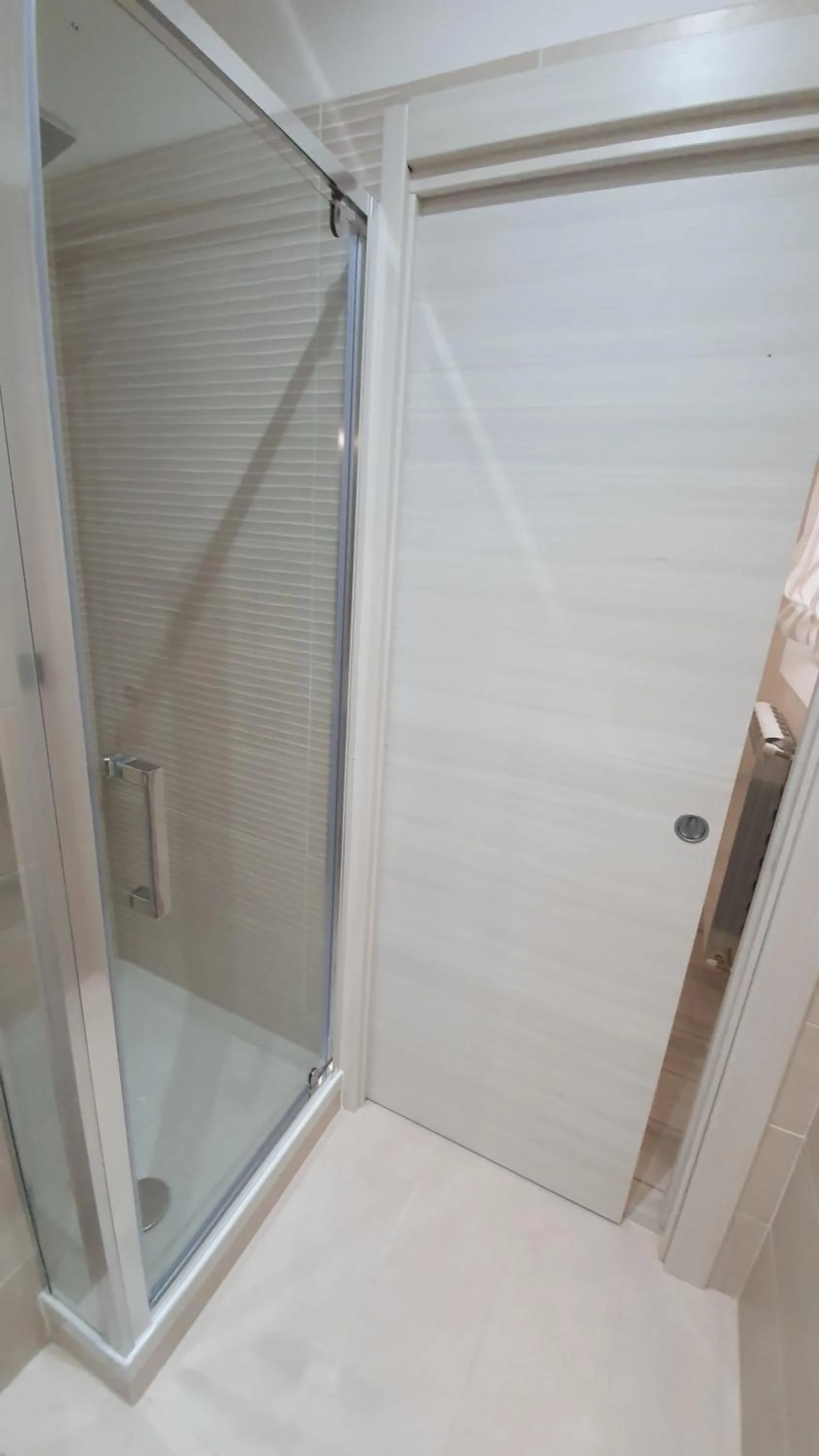 Bathroom in b&b 1930