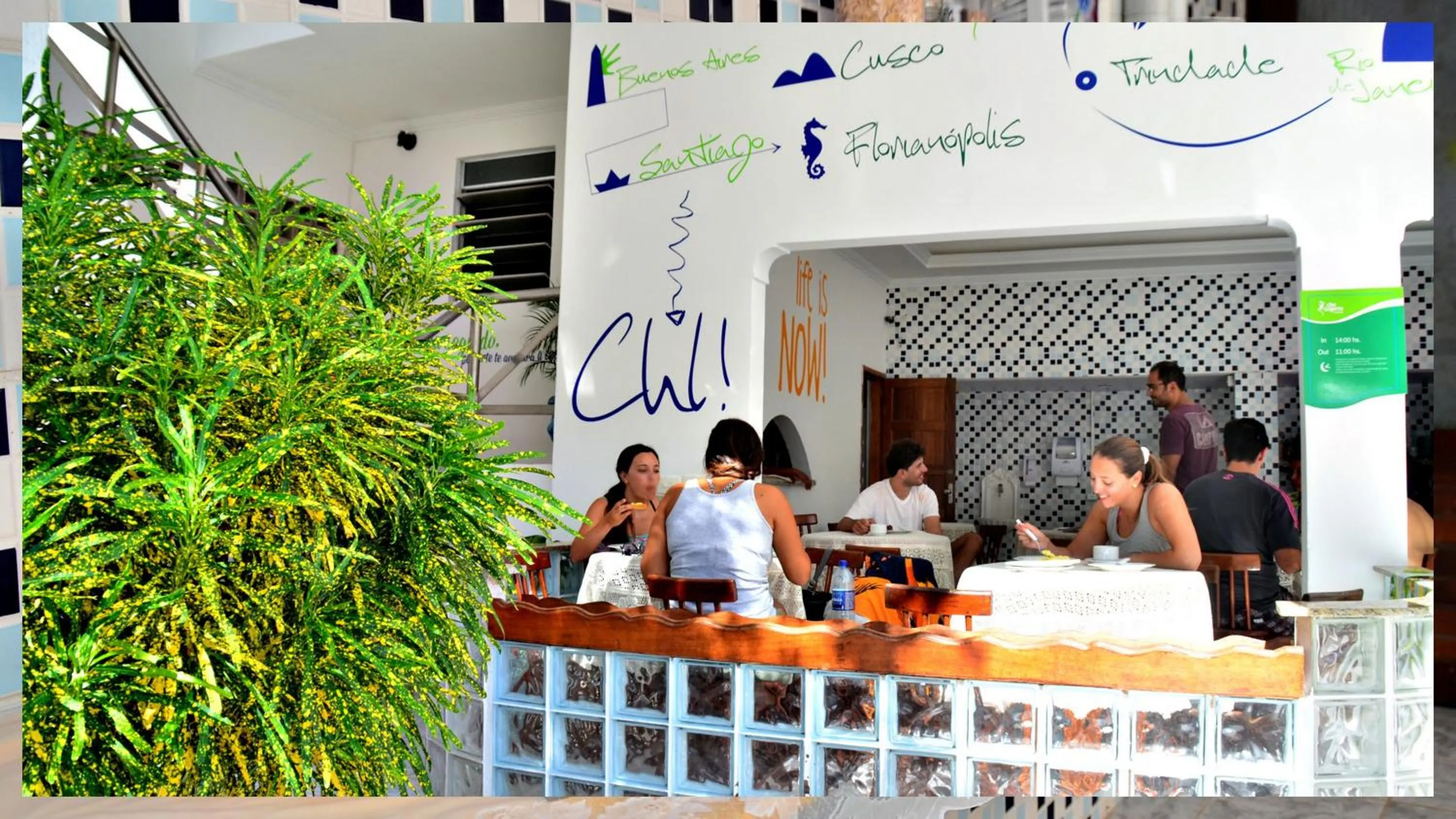 Facade/entrance in Che Lagarto Hostel Porto de Galinhas