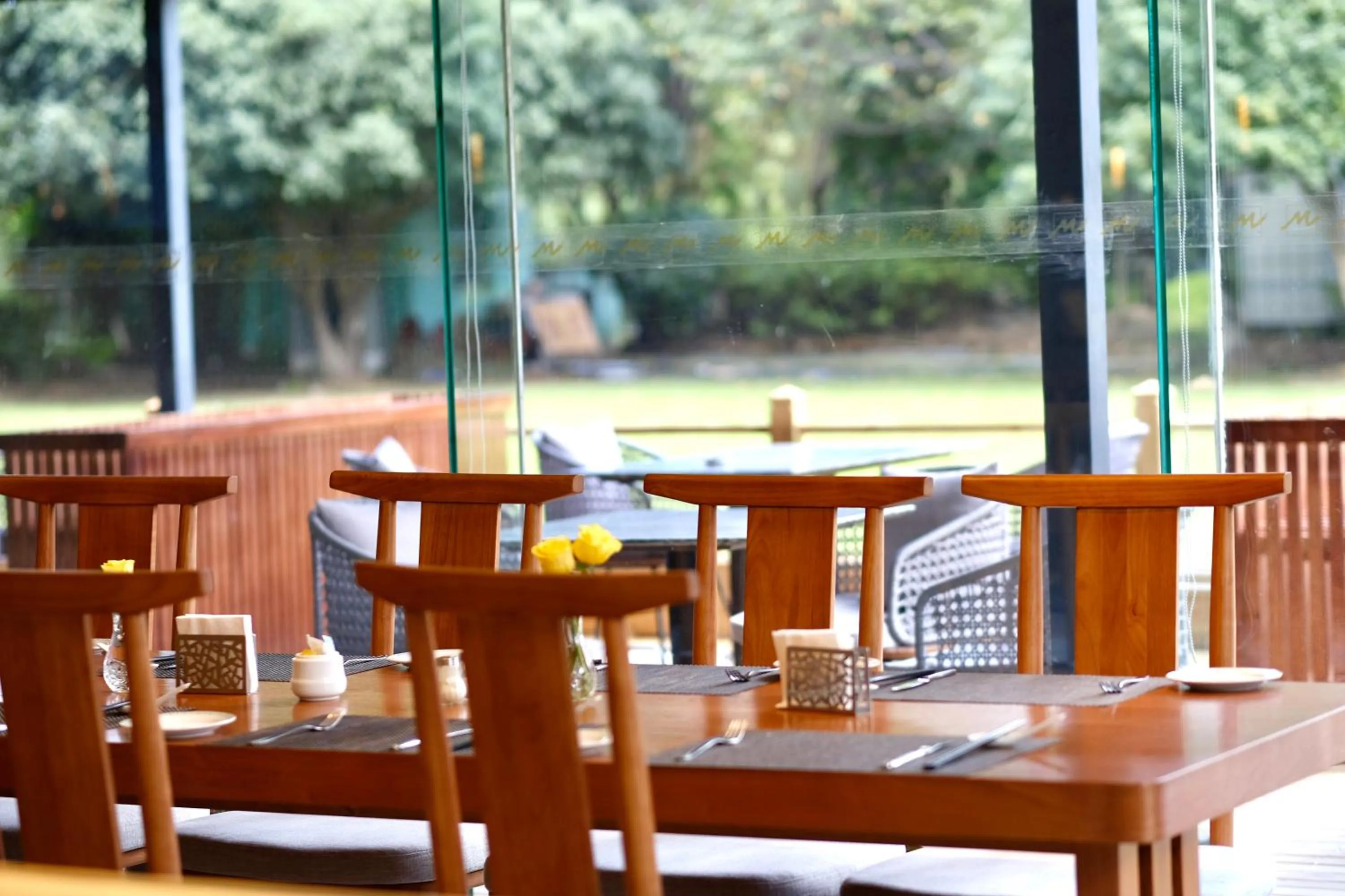 Restaurant/places to eat in Grand Metropark Hotel Hangzhou