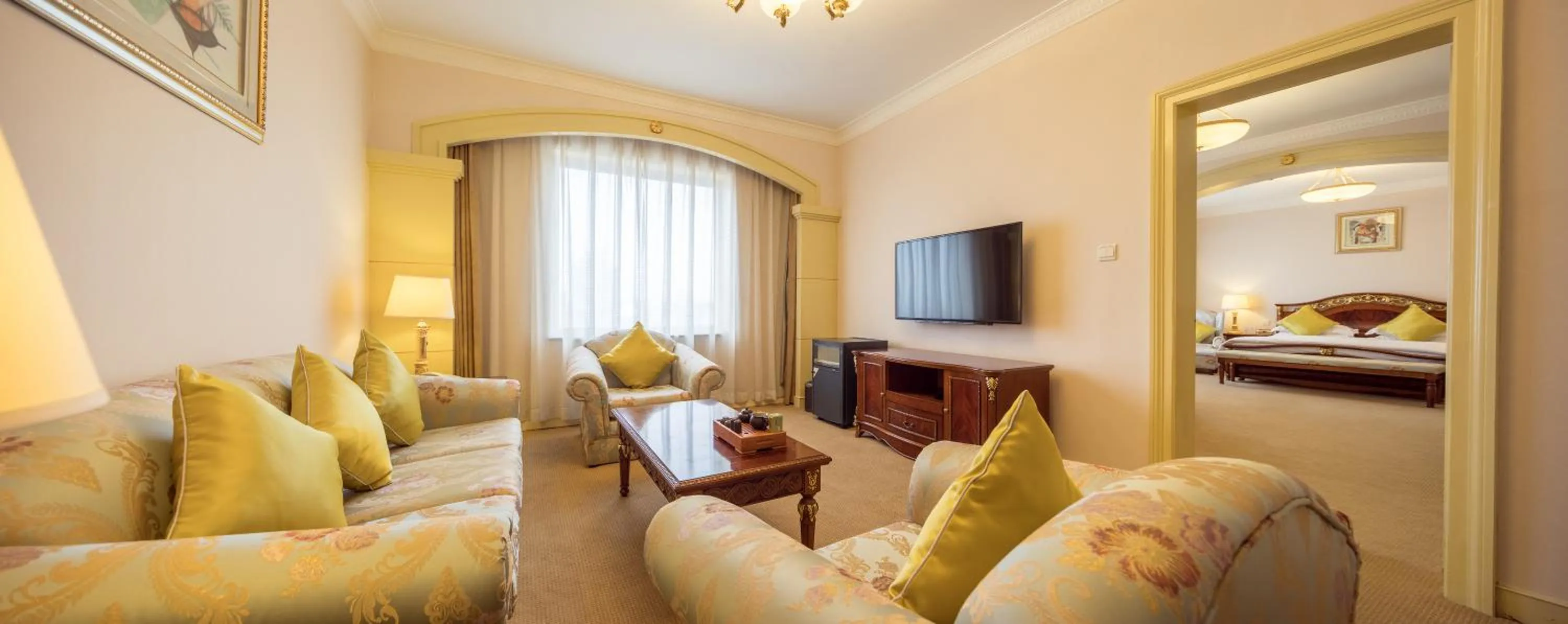 Bed in Grand Metropark Hotel Hangzhou