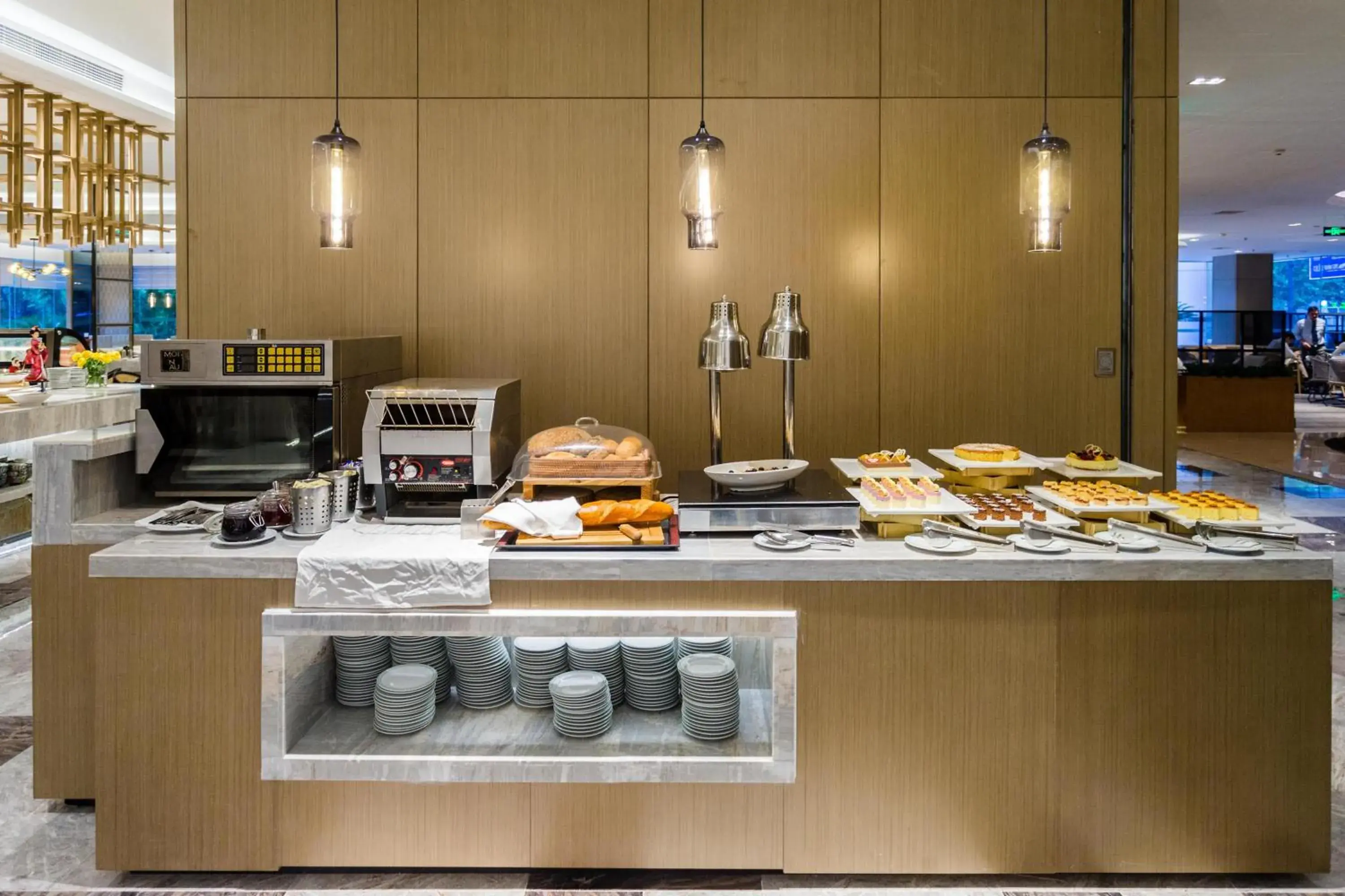 Buffet breakfast in Grand Metropark Hotel Hangzhou - 6 minutes walk to the West Lake Buffet breakfast in Grand Metropark Hotel Hangzhou - 6 minutes walk to the West Lake