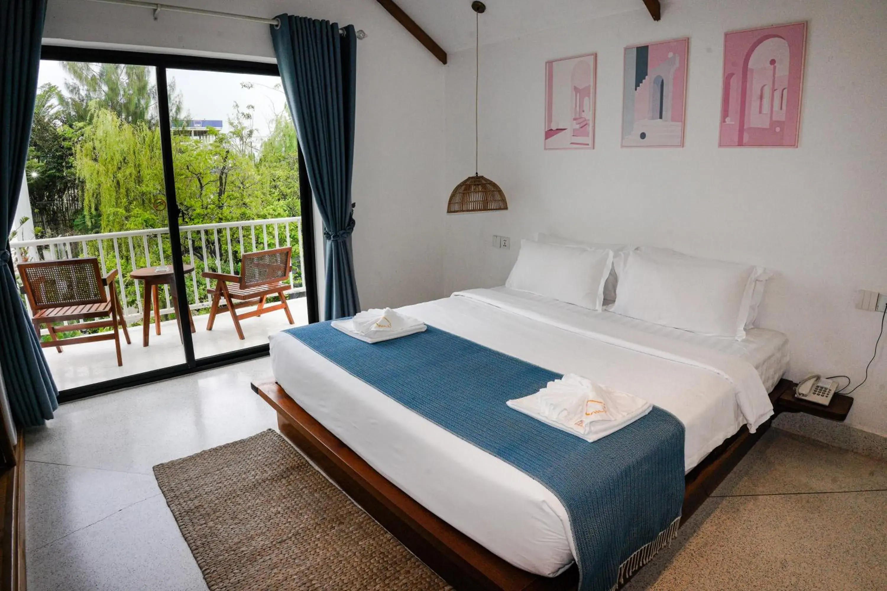 King Suite with Garden View - Free Town Pickup in Montagne Residence King Suite with Garden View - Free Town Pickup in Montagne Residence