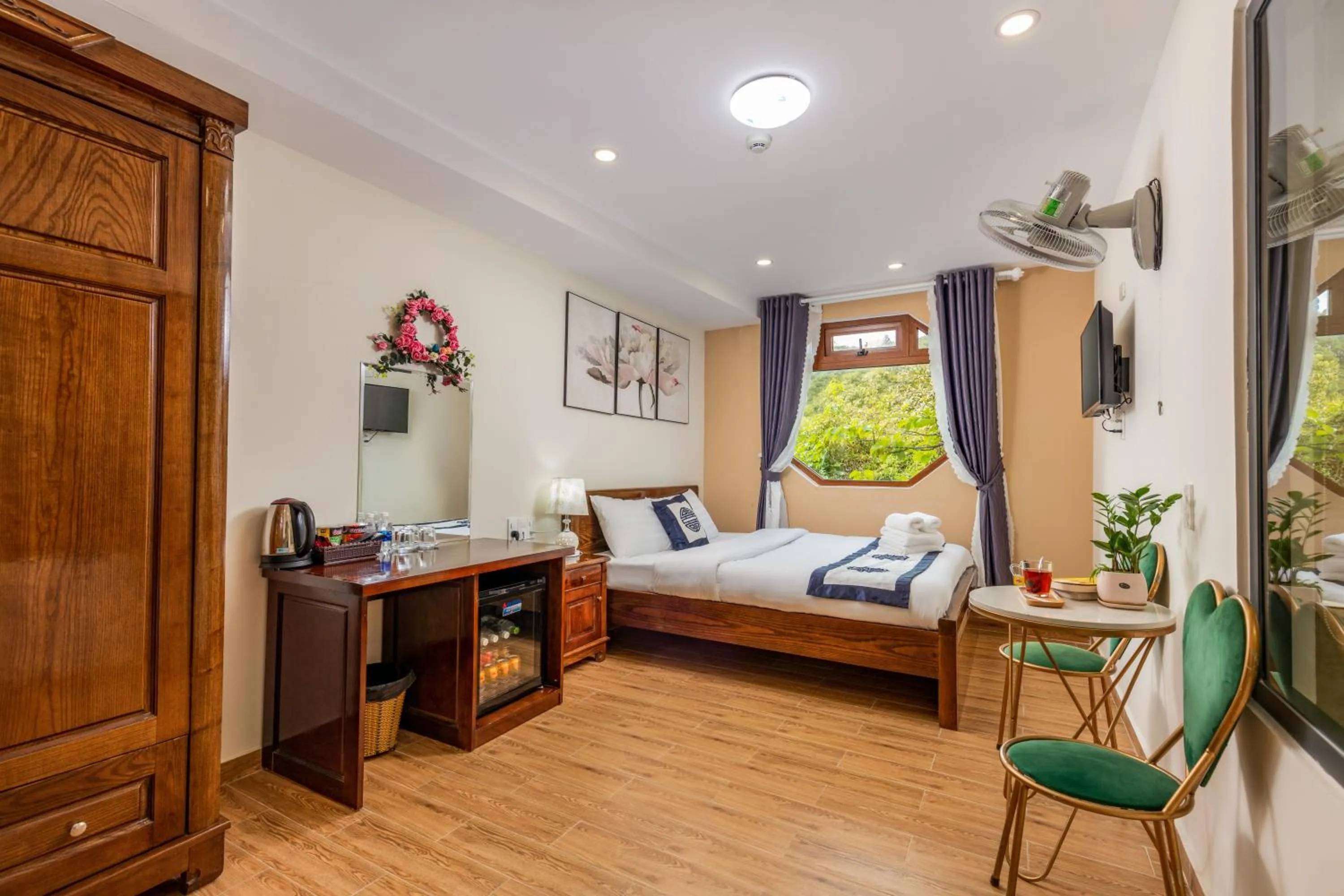 Bed in Đà Lạt Cam ly Hotel