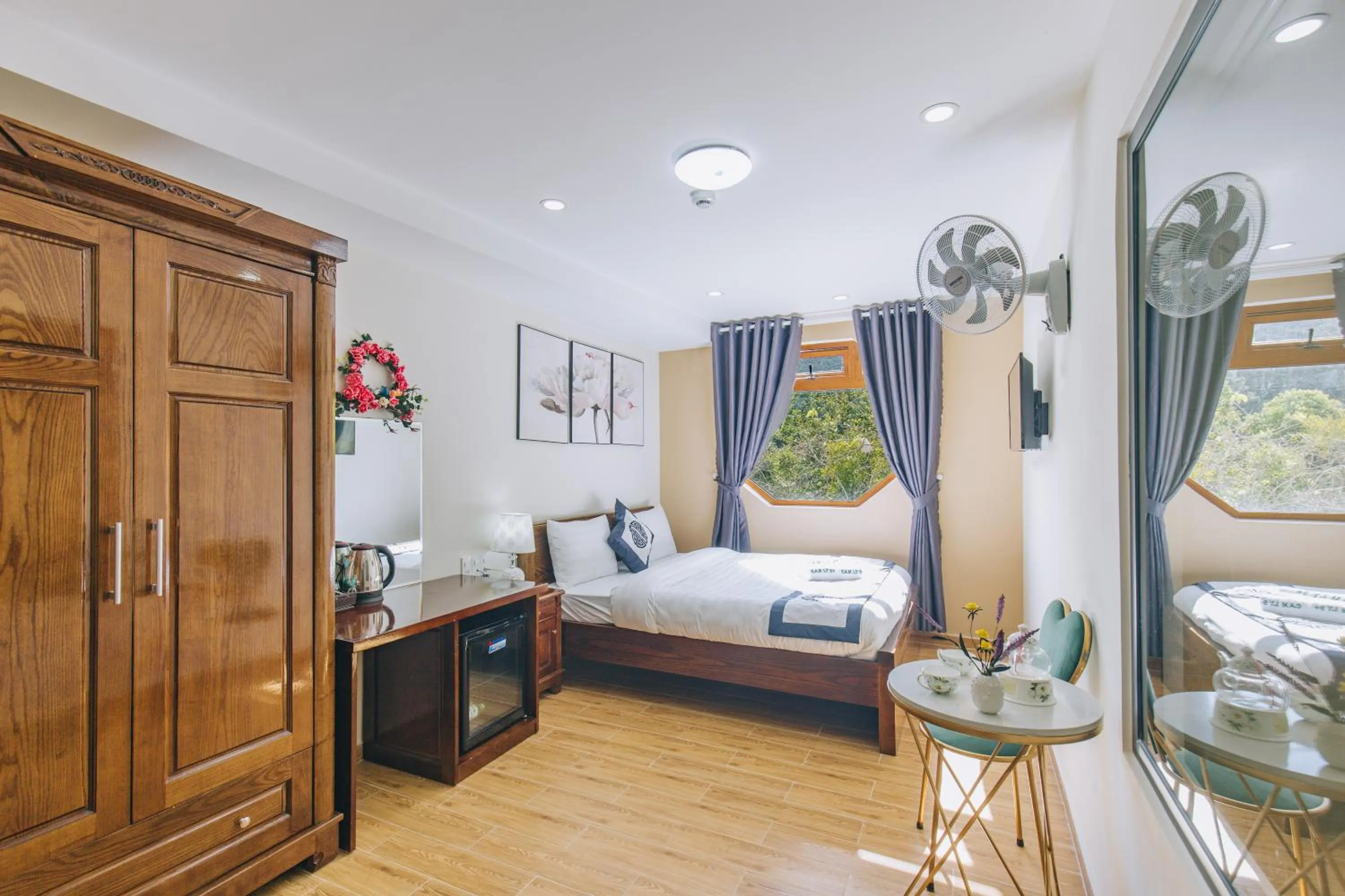 Seating area in Đà Lạt Cam ly Hotel