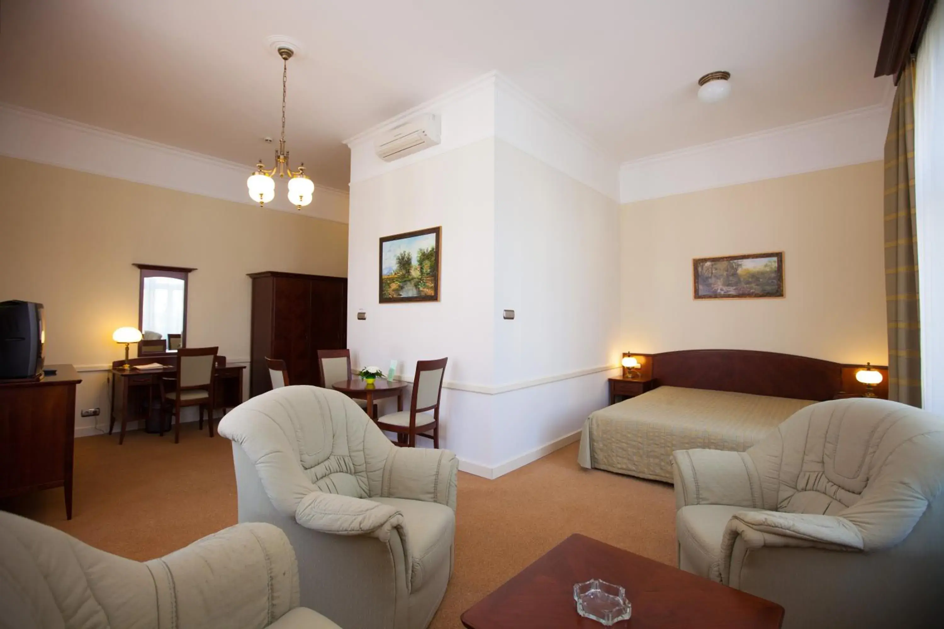 Suite in Arany Bárány Hotel Suite in Arany Bárány Hotel