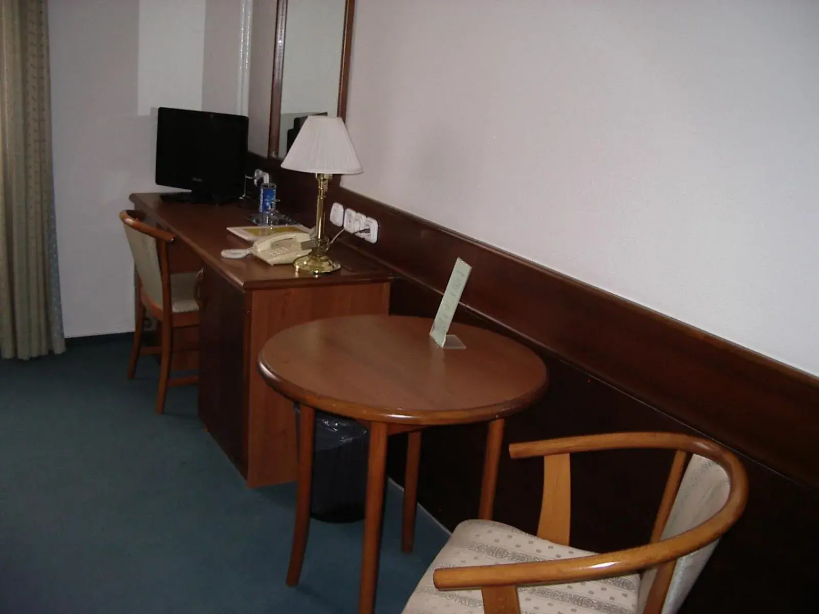 Single Room in Arany Bárány Hotel Single Room in Arany Bárány Hotel
