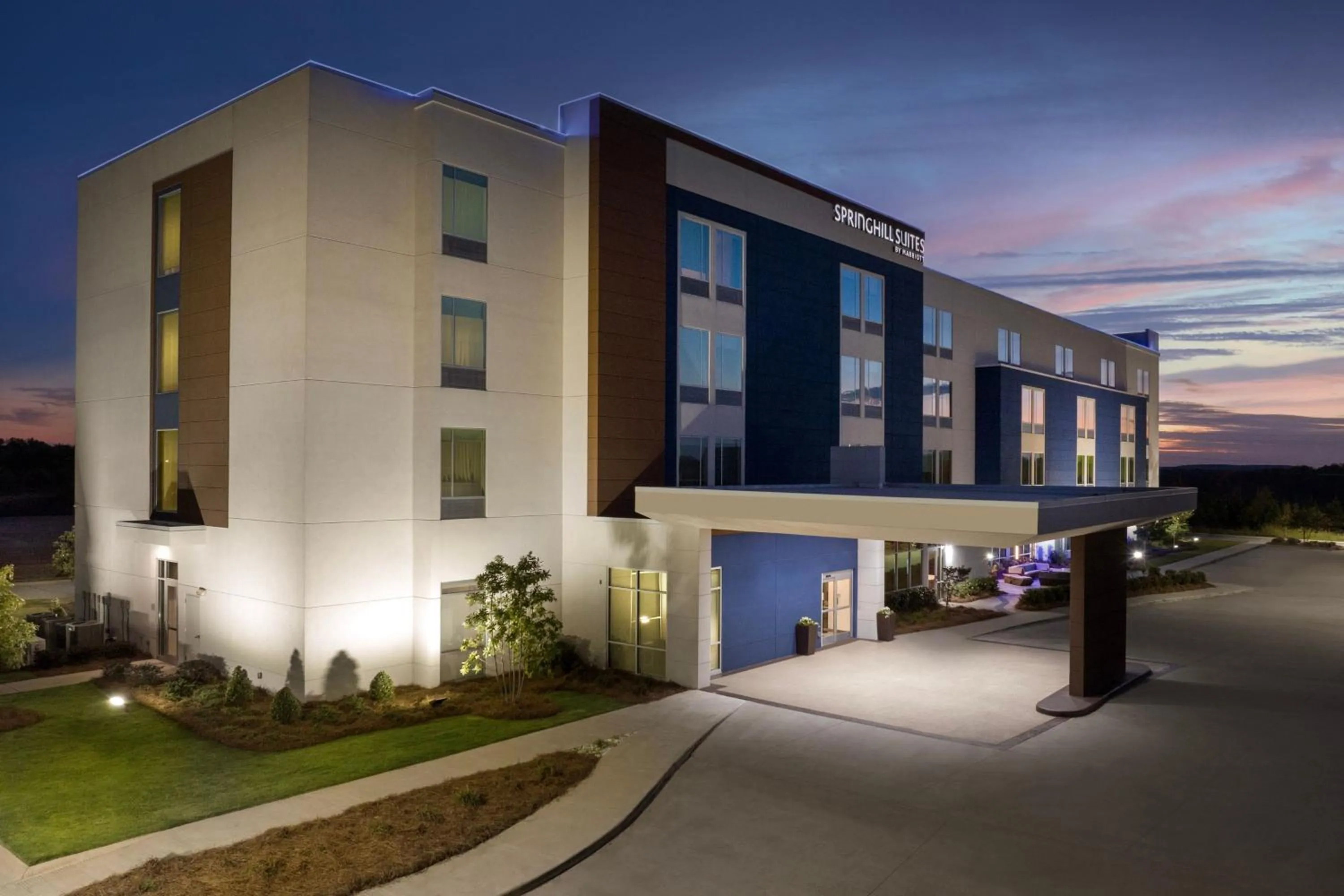 Property building in SpringHill Suites by Marriott Birmingham Gardendale