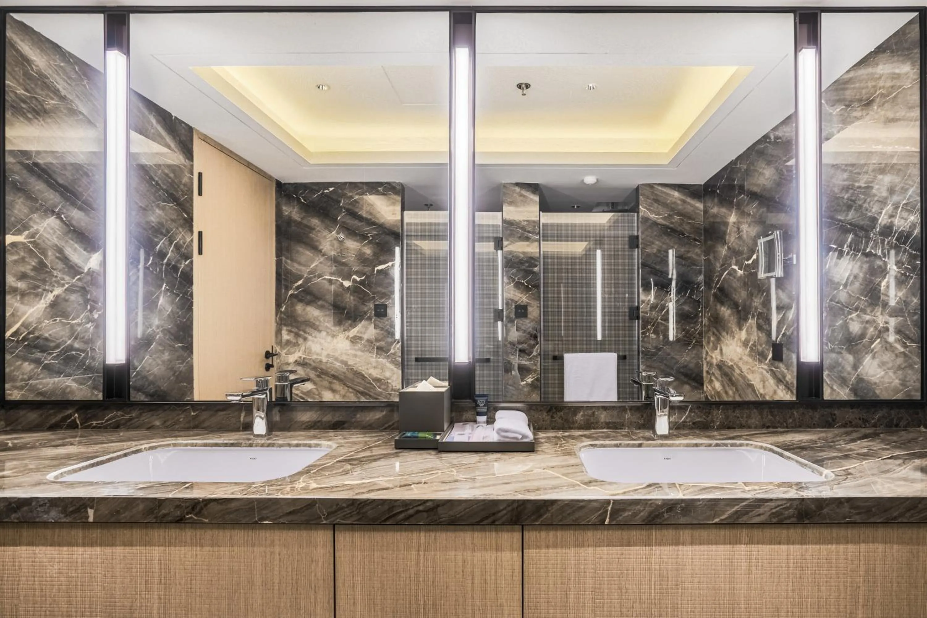 Bathroom in Four Points by Sheraton Suzhou, Wuzhong