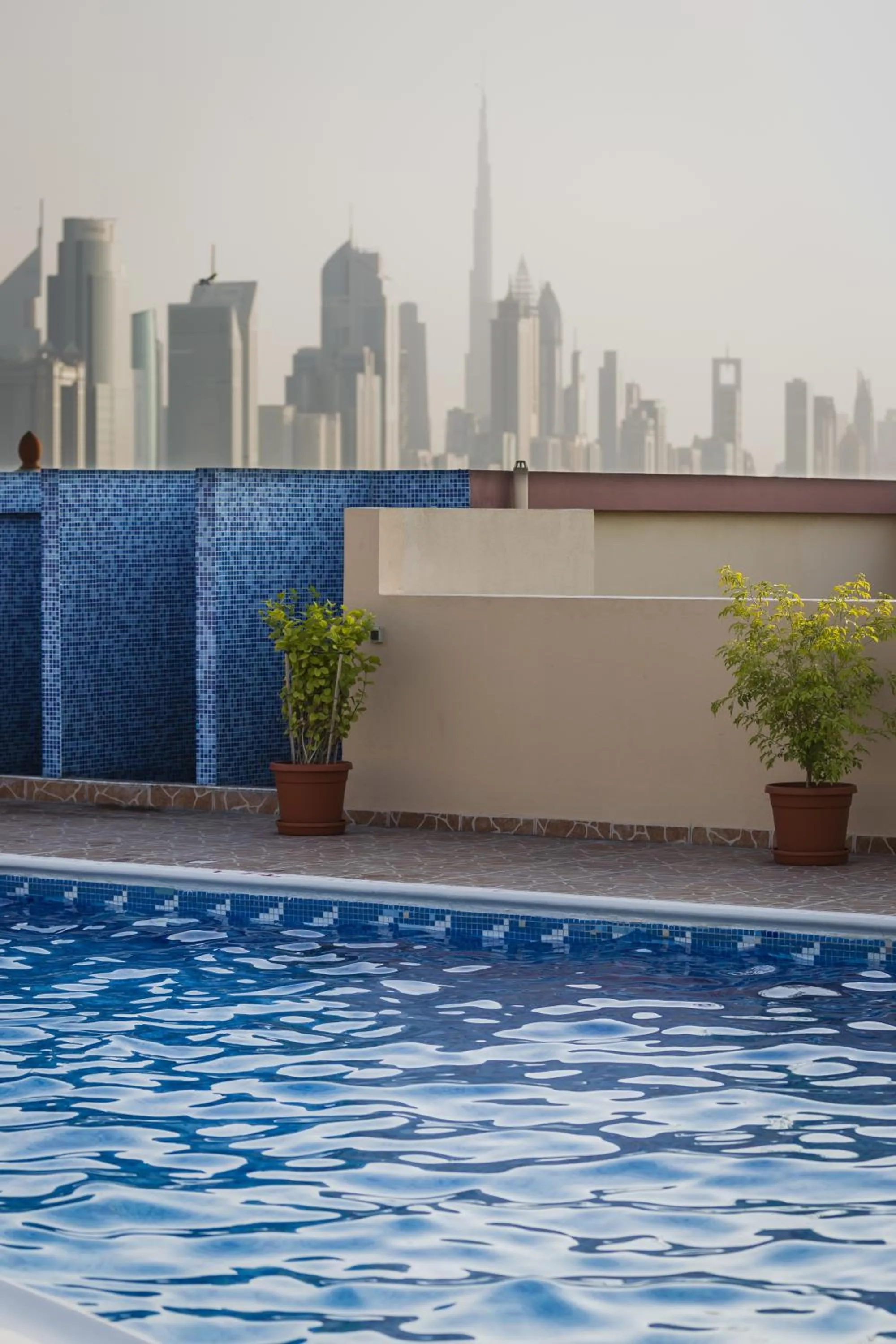 Swimming pool in Arabian Dreams Hotel Apartments