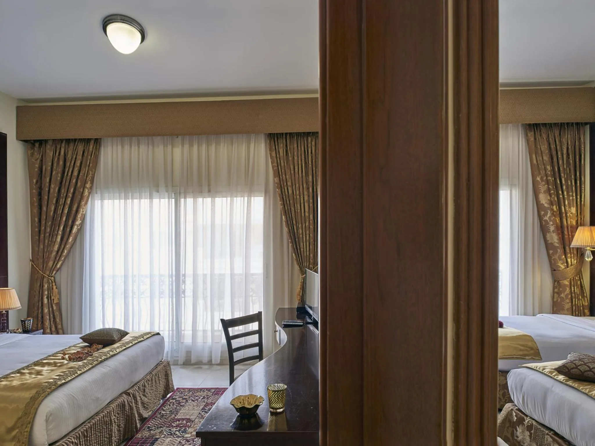 Bedroom, Bed in Arabian Dreams Hotel Apartments