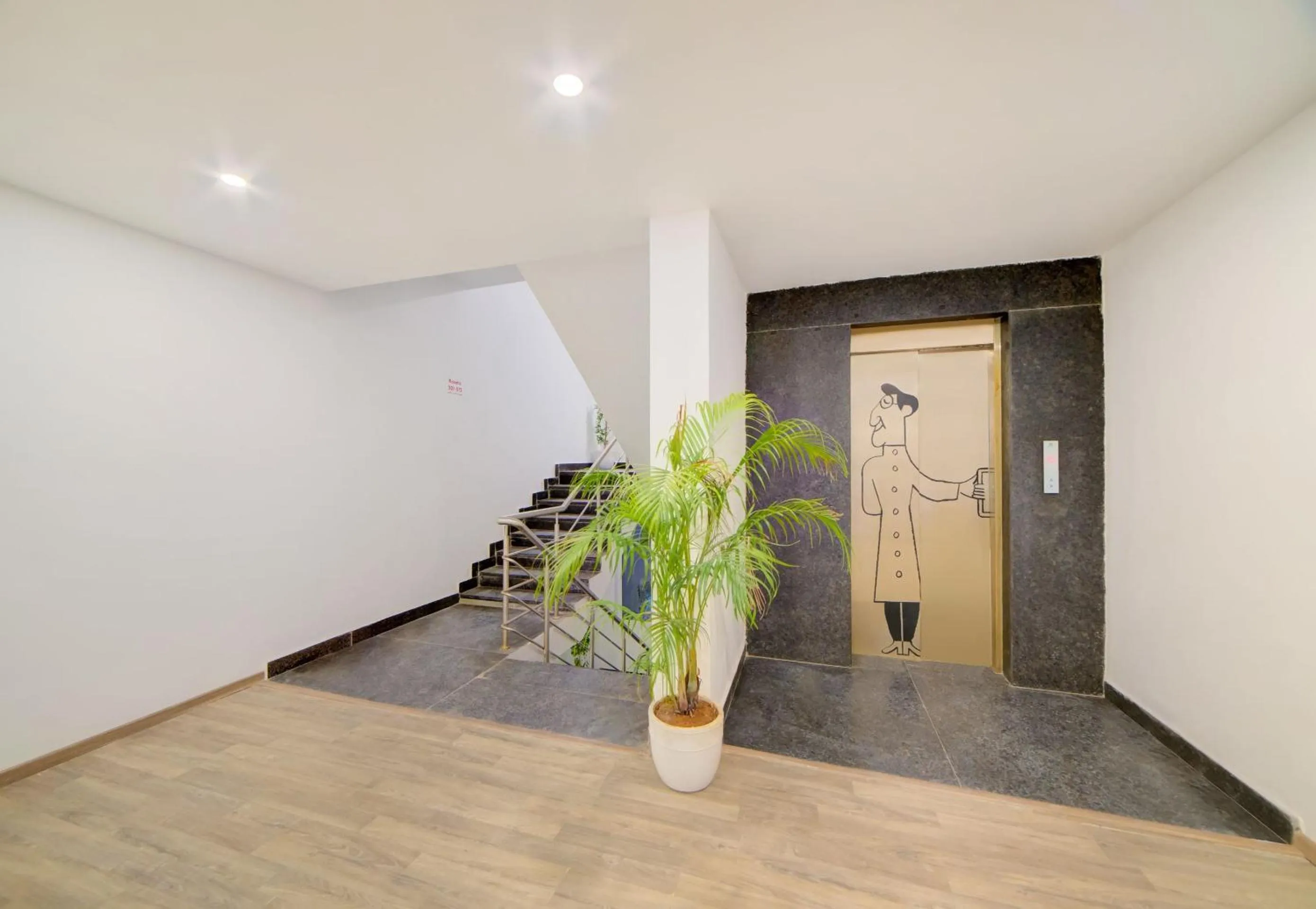 Facility for disabled guests, Lobby/Reception in Townhouse 777 - A3 empire