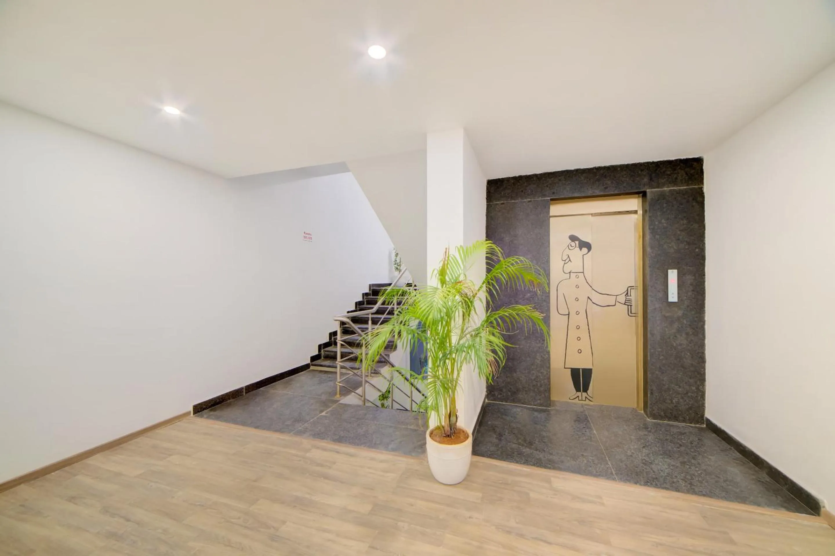 Facility for disabled guests, Lobby/Reception in Townhouse 777 - A3 empire