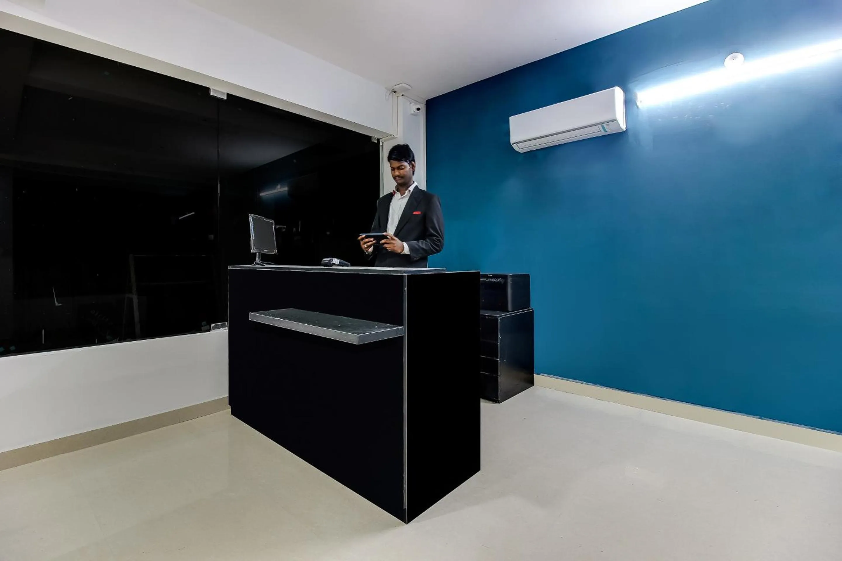 Lobby or reception in Hotel O Silverkey ,near RTO office kondapur