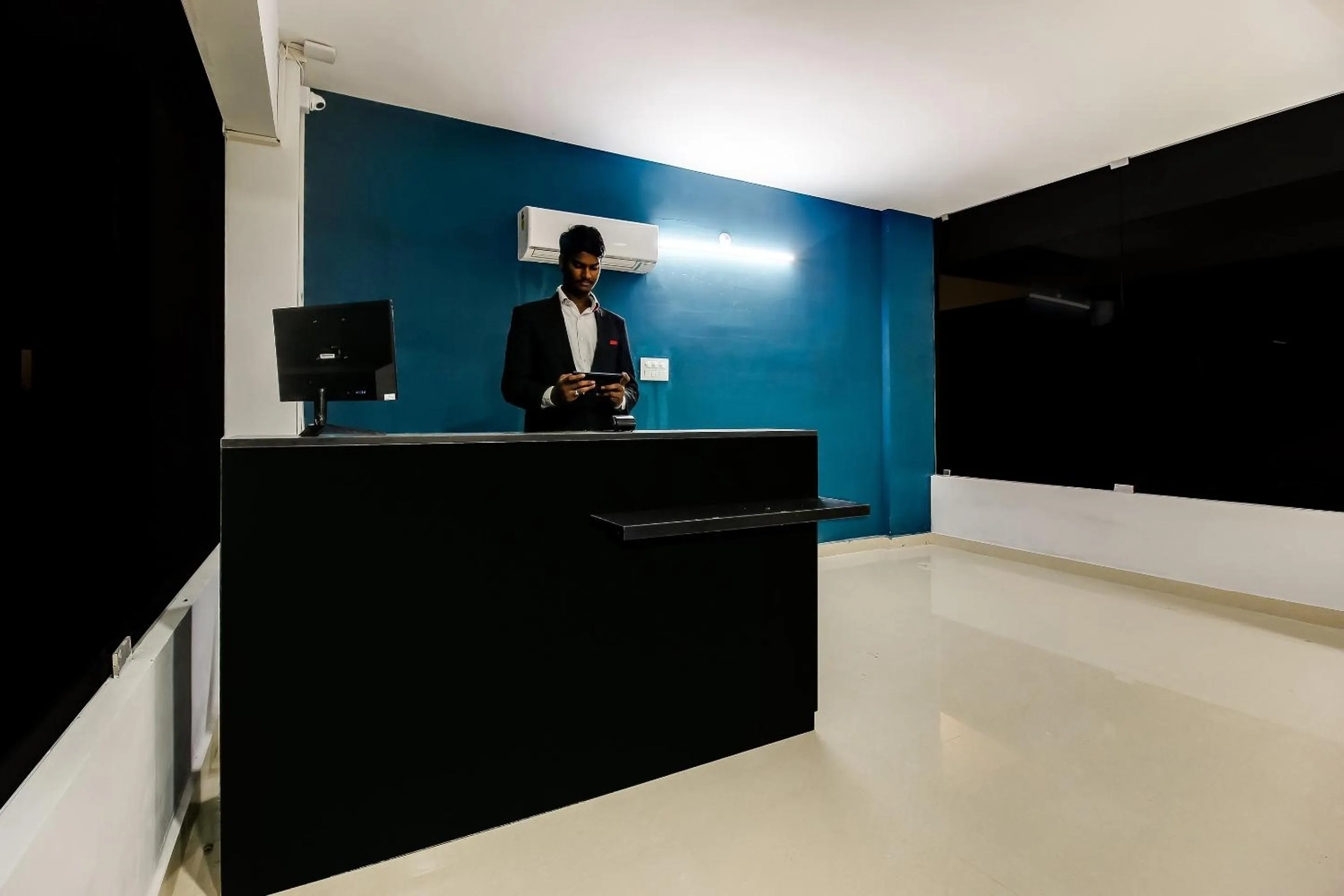 Lobby or reception in Hotel O Silverkey ,near RTO office kondapur