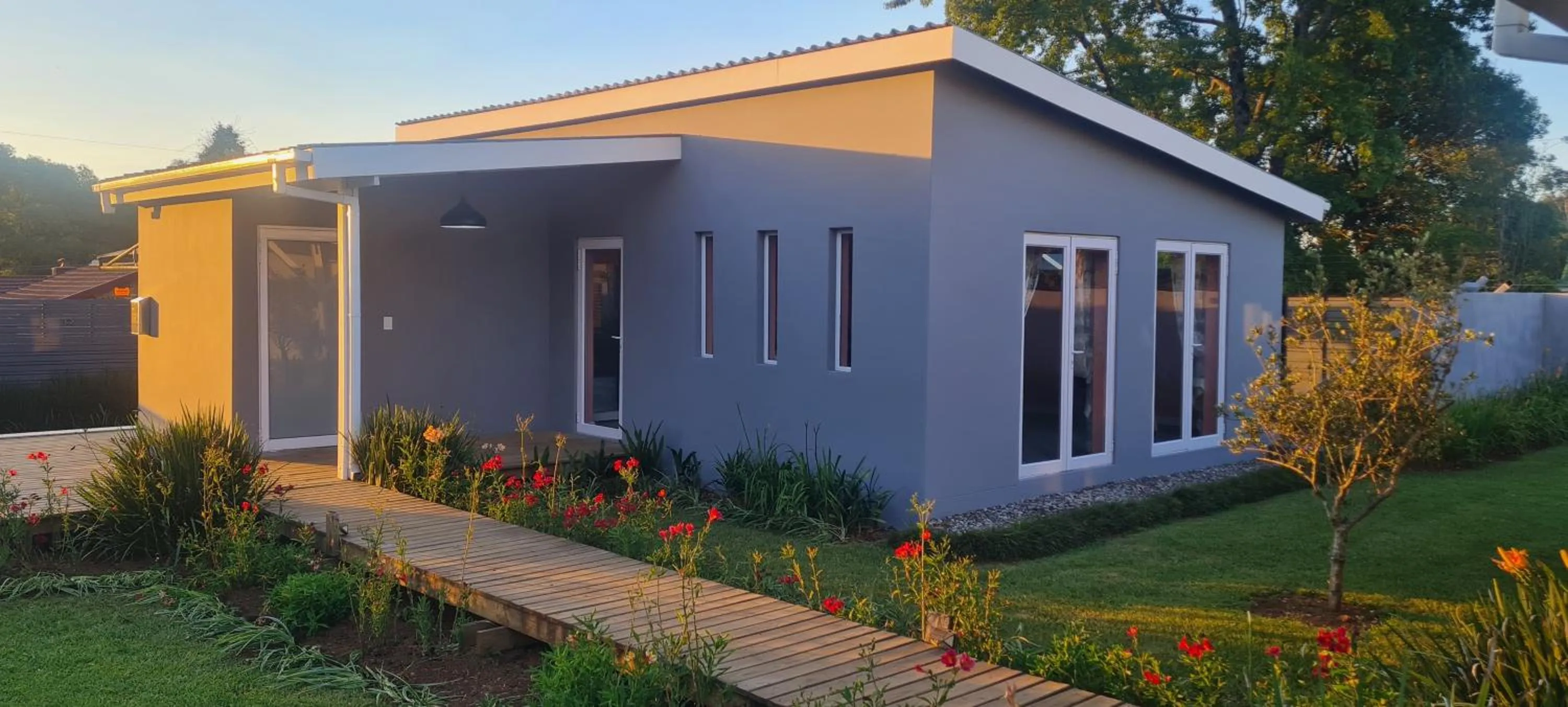 Property building in Mosswood Bed & Breakfast