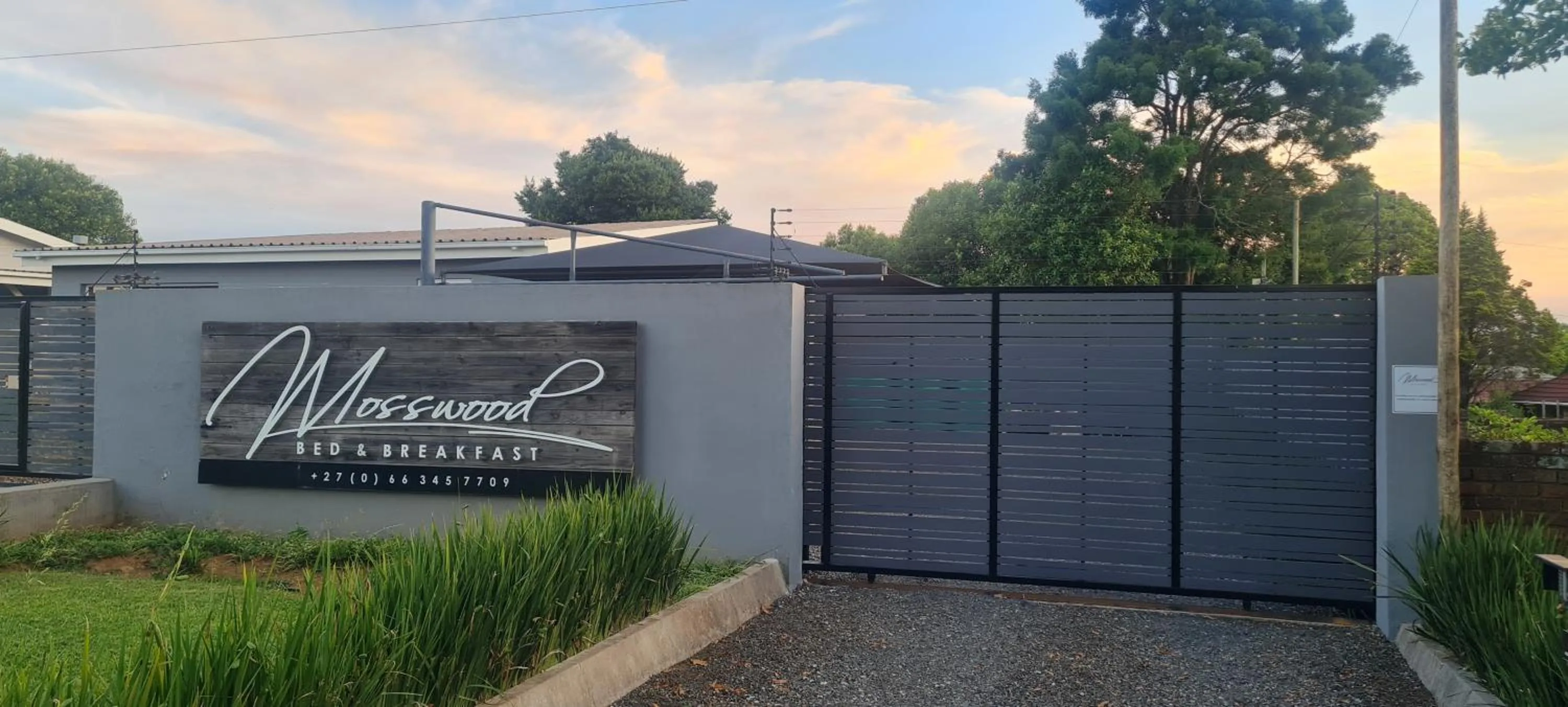 Property building in Mosswood Bed & Breakfast