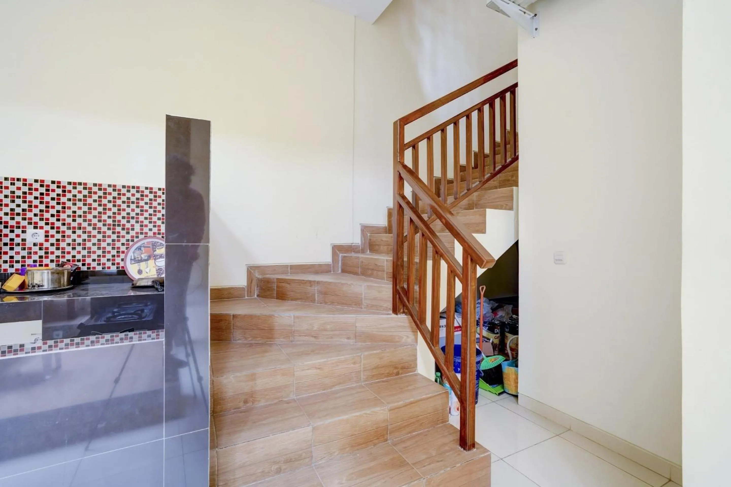 Lobby or reception in Capital O Inn App Tenggilis