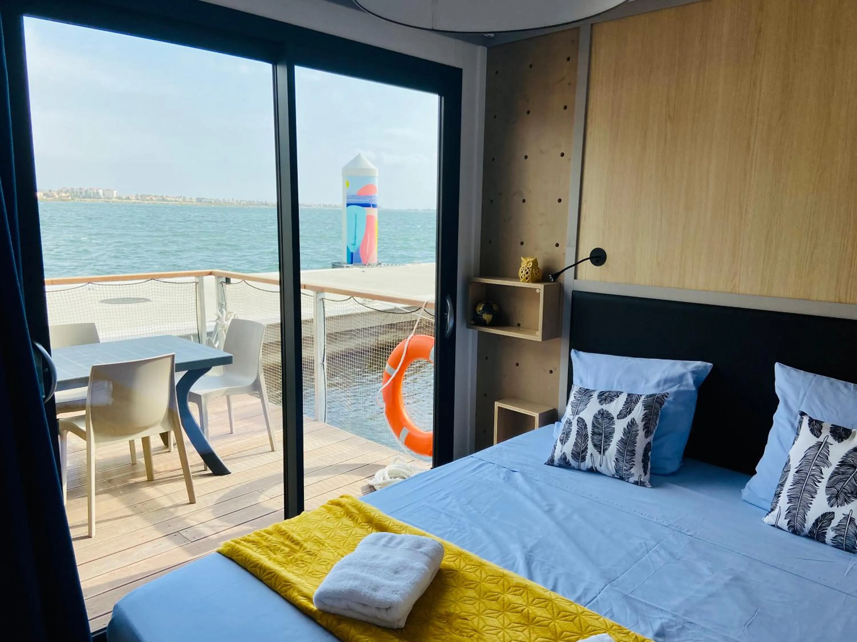 Patio, Bed in Les Ilots de Gruissan