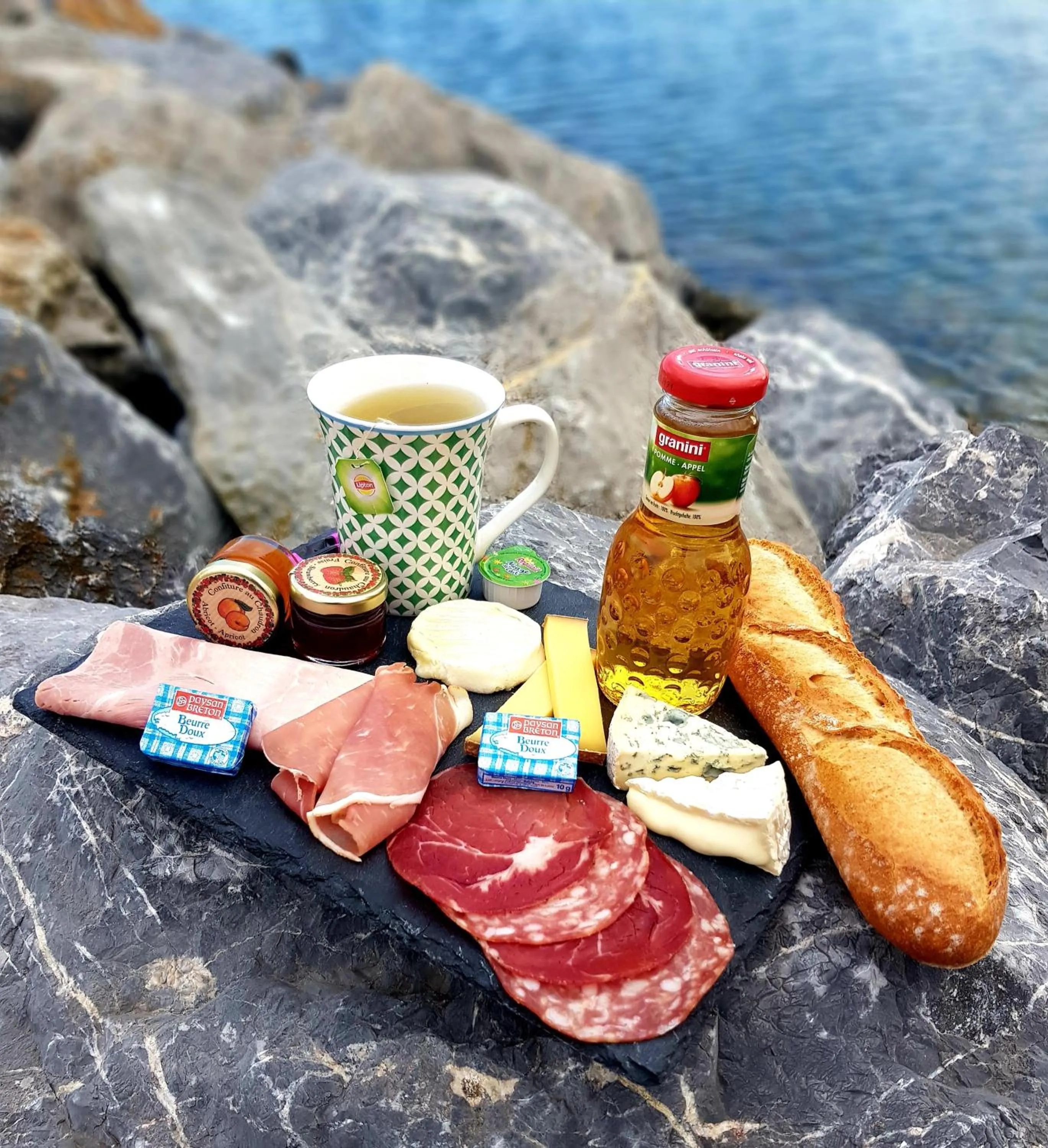 Breakfast in Les Ilots de Gruissan