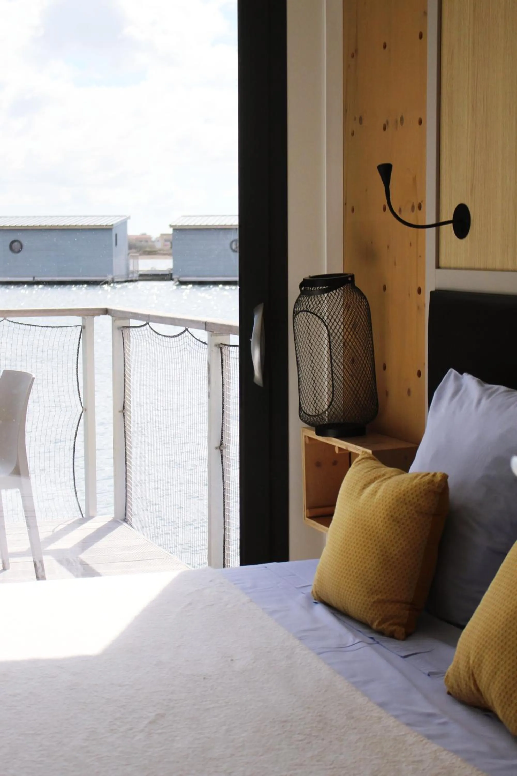 Photo of the whole room, Bed in Les Ilots de Gruissan