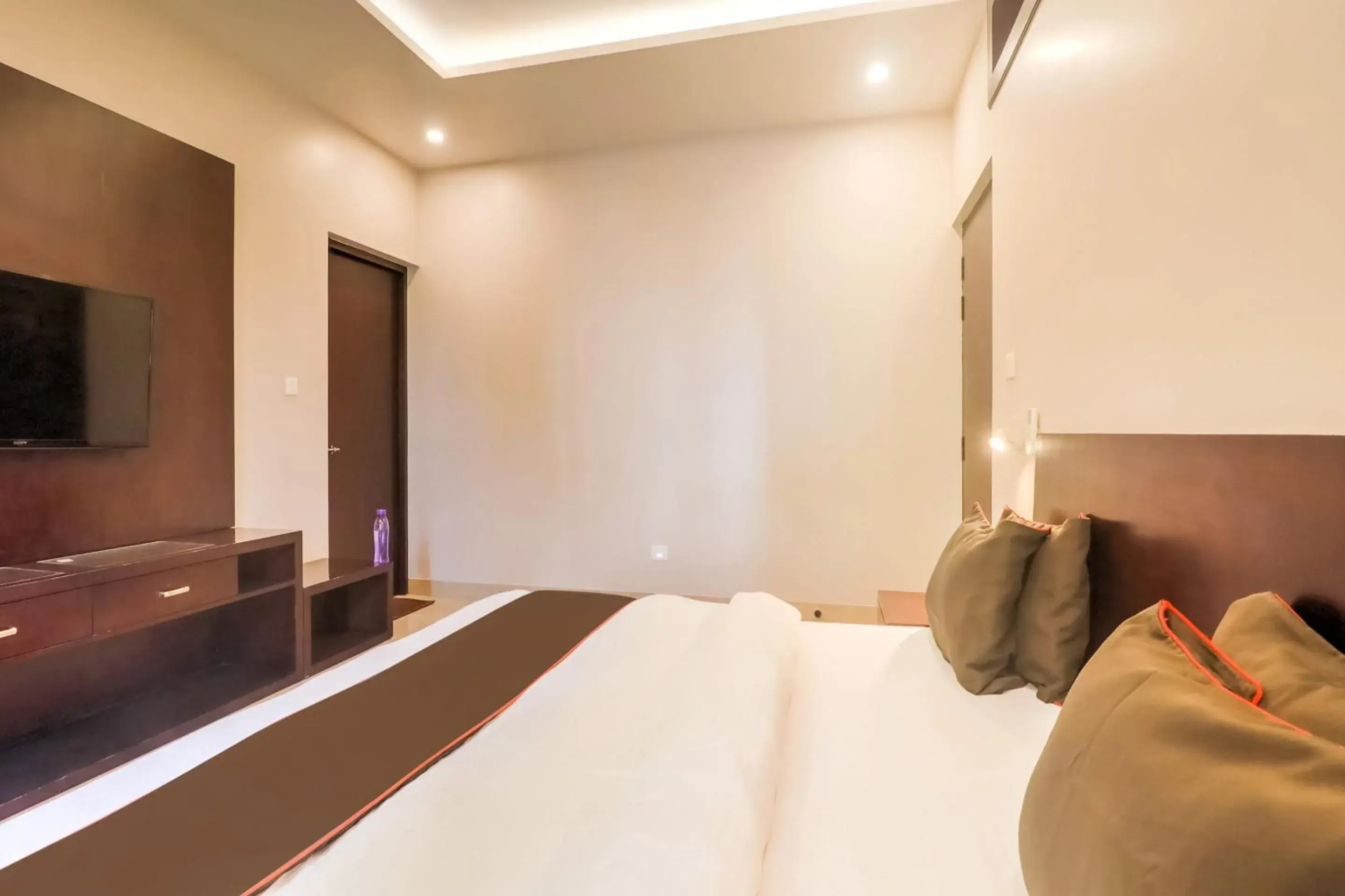 Super Townhouse Amaraa Farms Near LuLu Hypermarket Super Townhouse Amaraa Farms Near LuLu Hypermarket