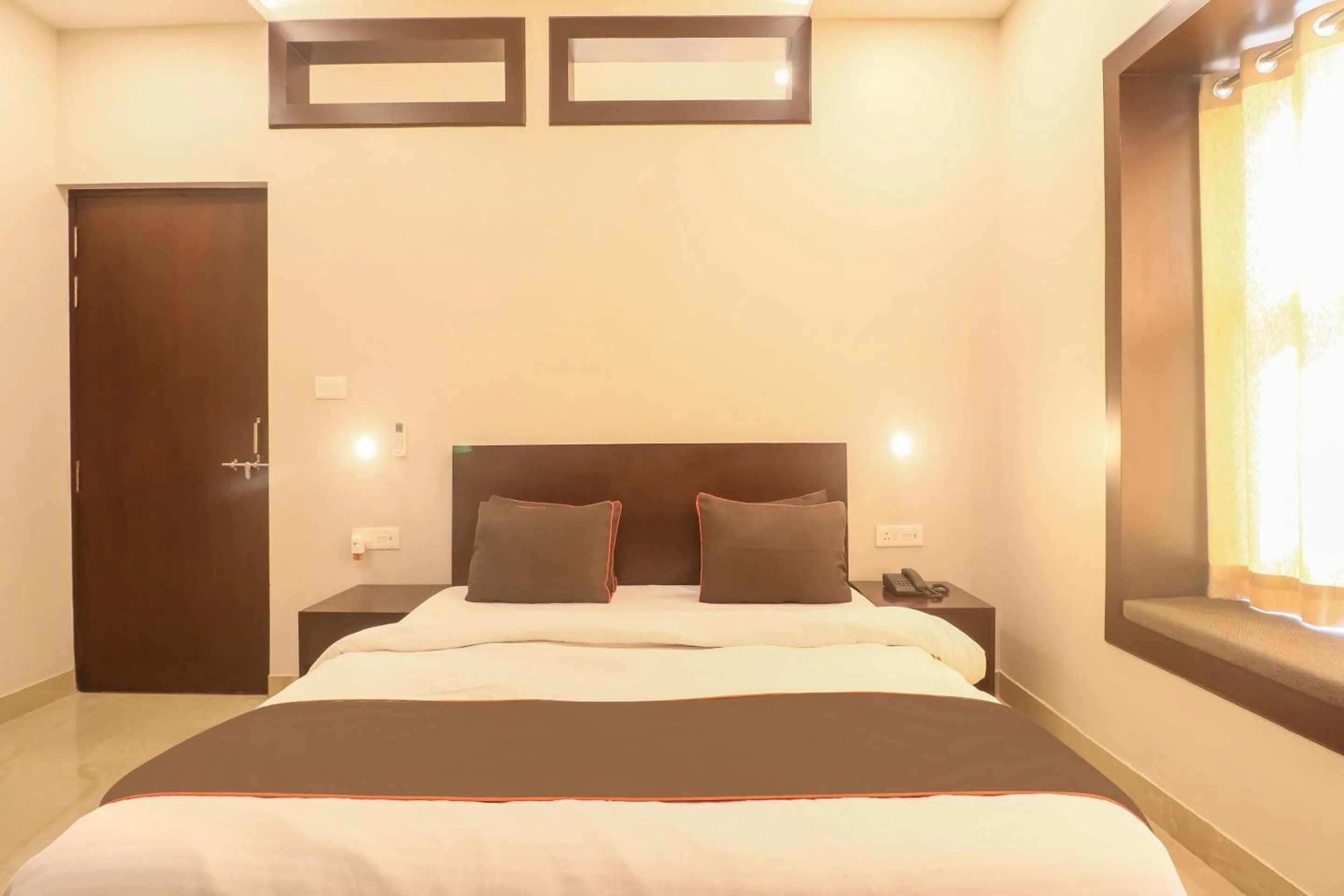 Bedroom, Bed in Super Townhouse Amaraa Farms Near LuLu Hypermarket