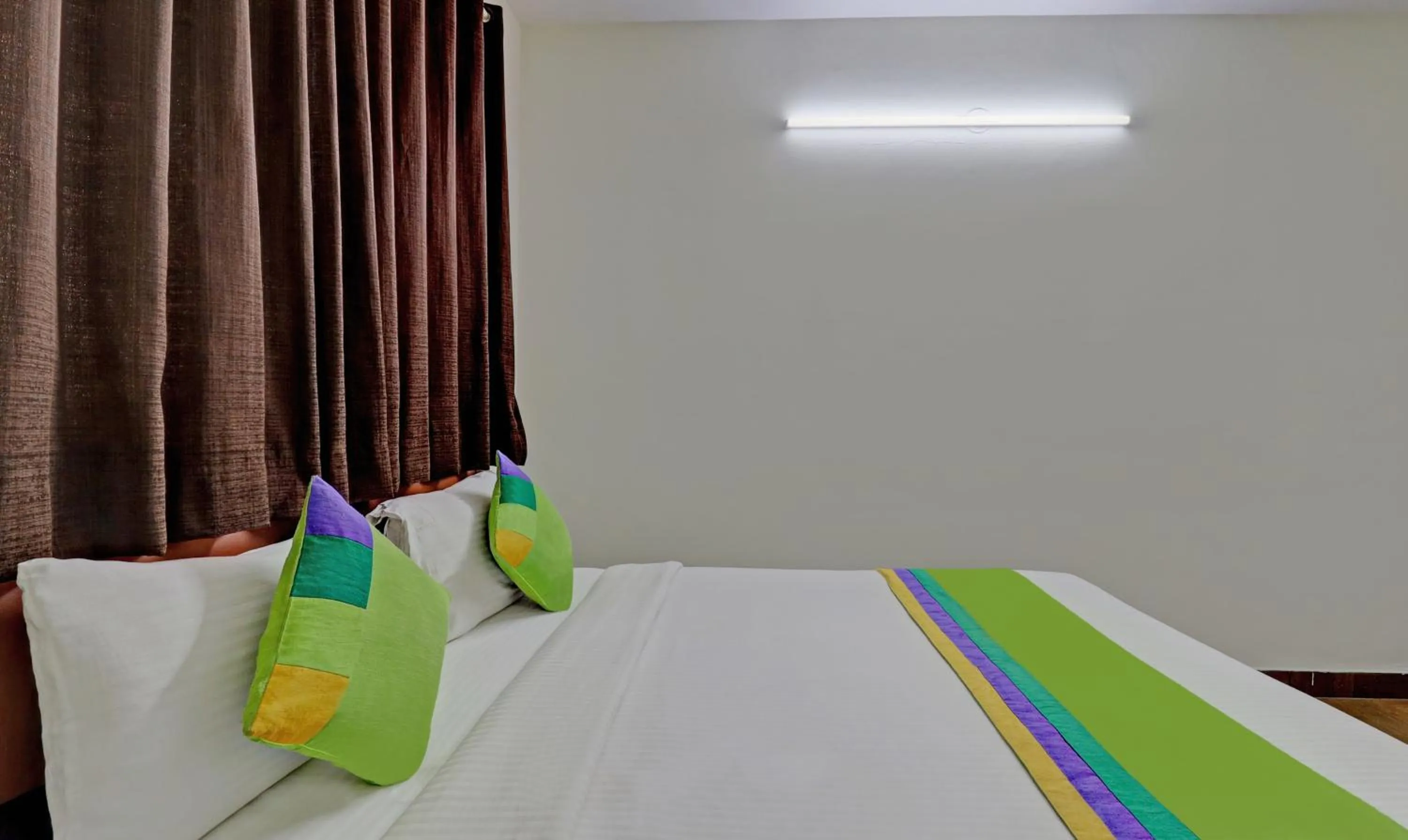 Bedroom in Itsy Hotels - Comfort Delight