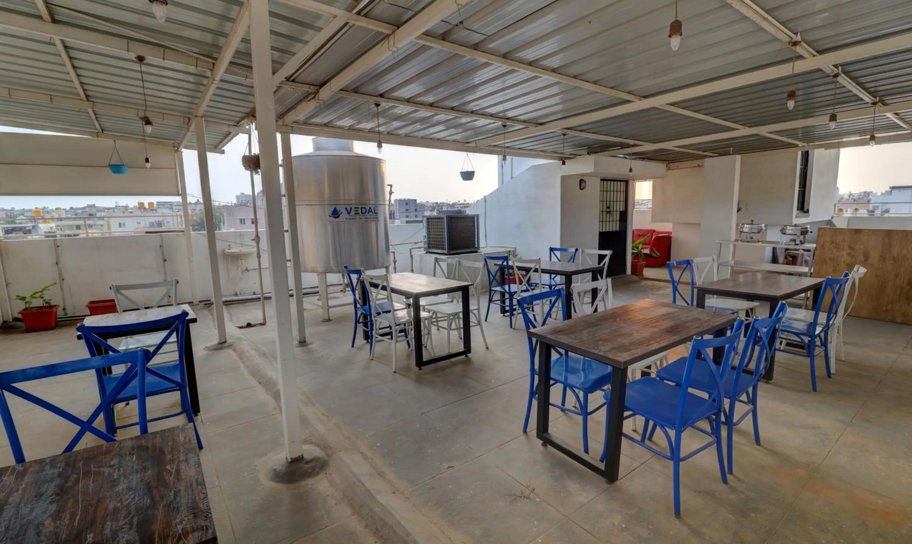 Restaurant/places to eat in Itsy Hotels - Comfort Delight