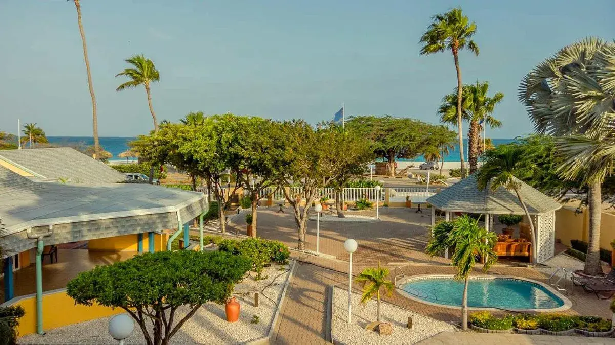 Property building in MVC Eagle Beach Property building in MVC Eagle Beach