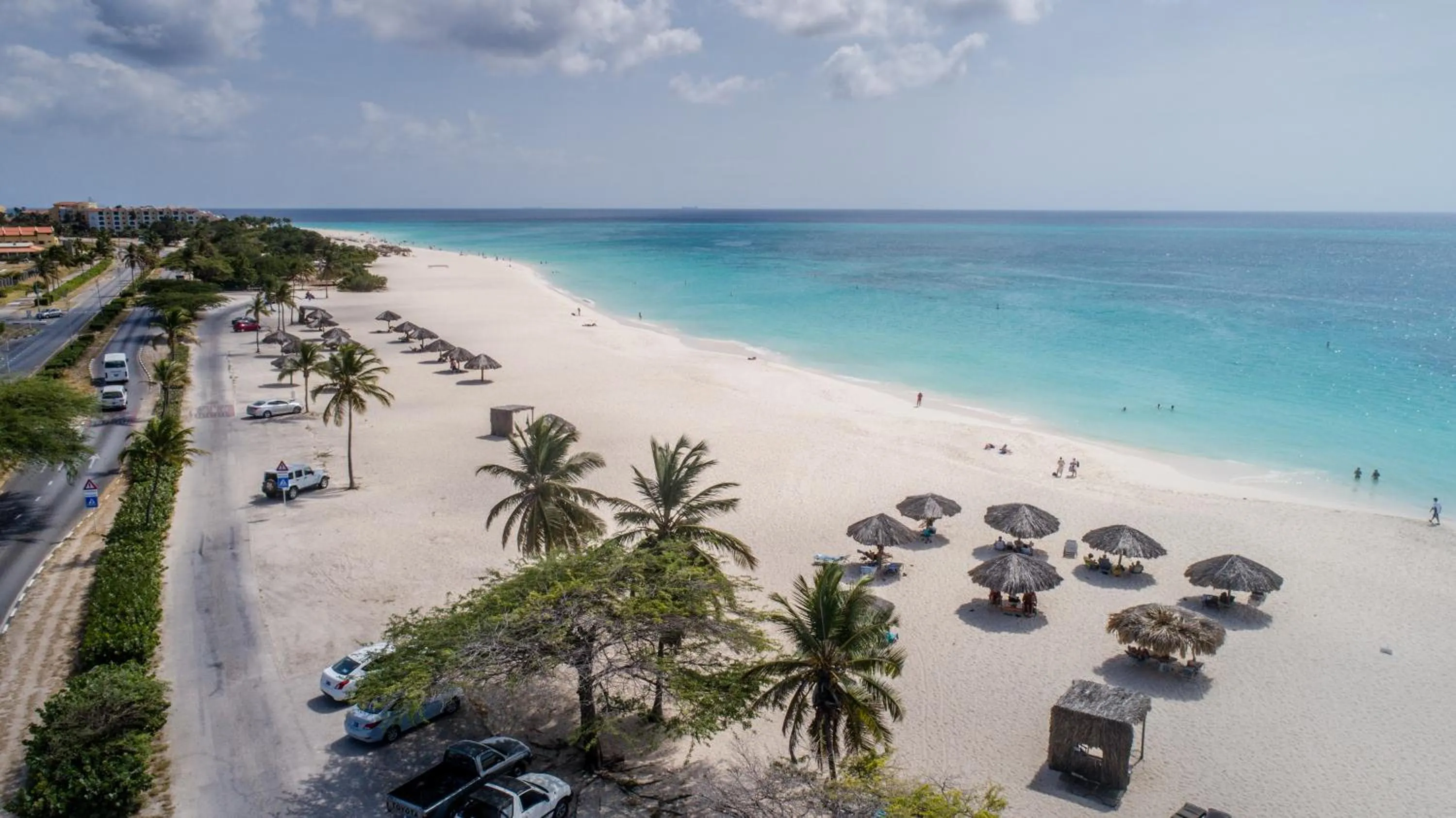 Beach in MVC Eagle Beach