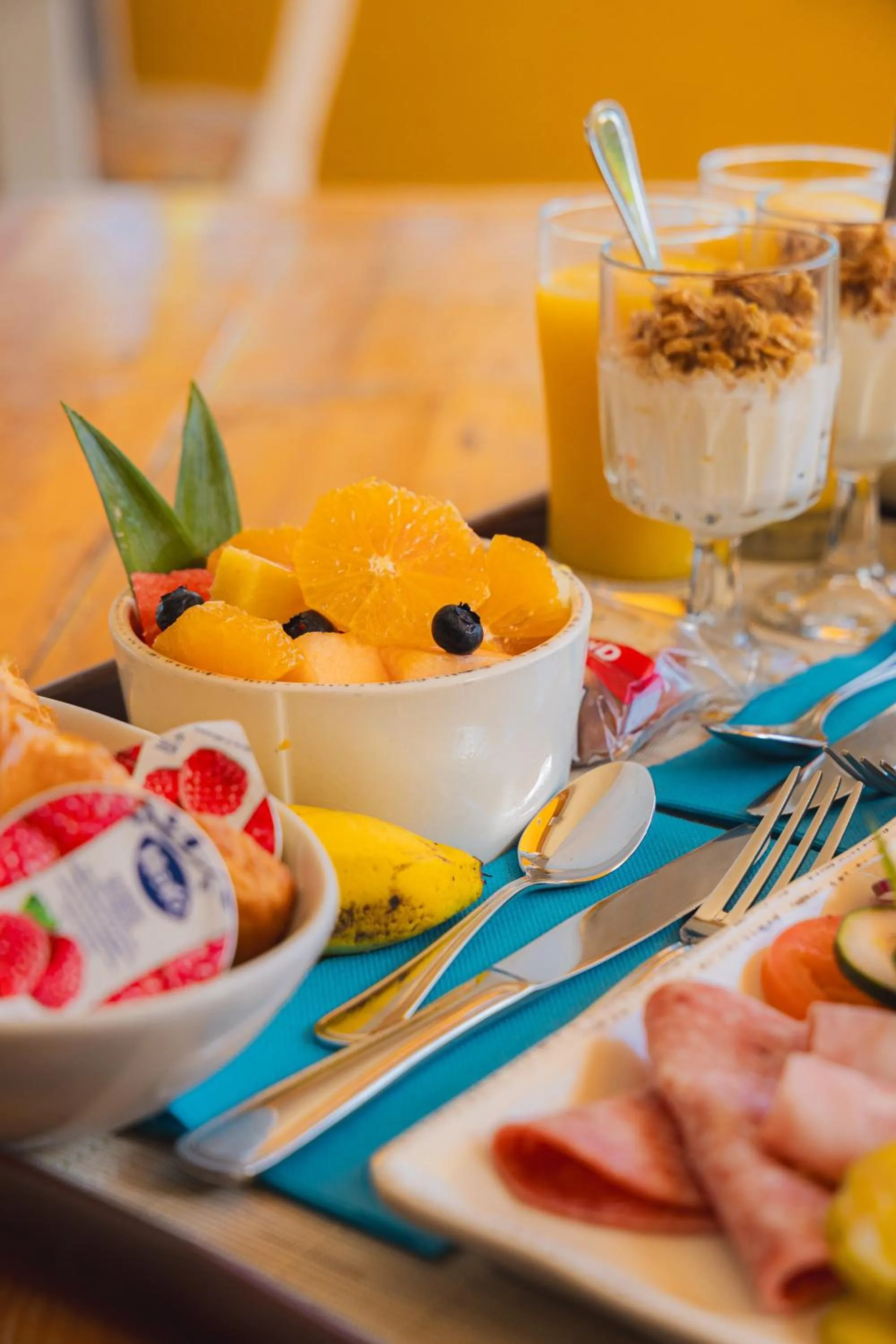 Breakfast in MVC Eagle Beach