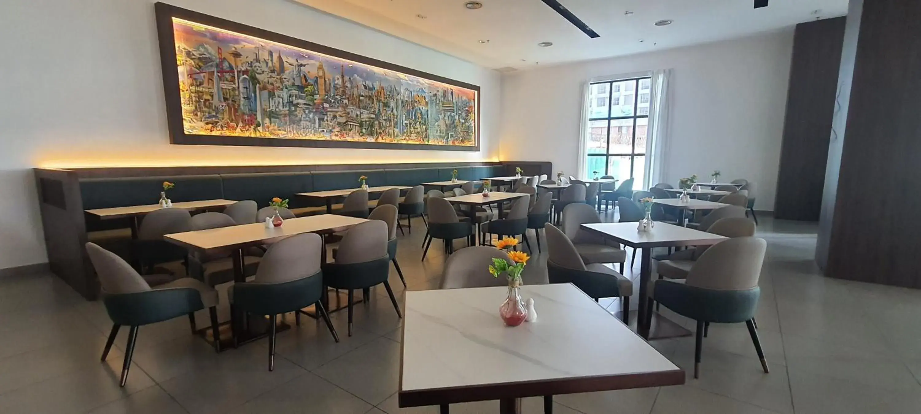 Food and drinks in Swan Garden Resort Hotel Food and drinks in Swan Garden Resort Hotel